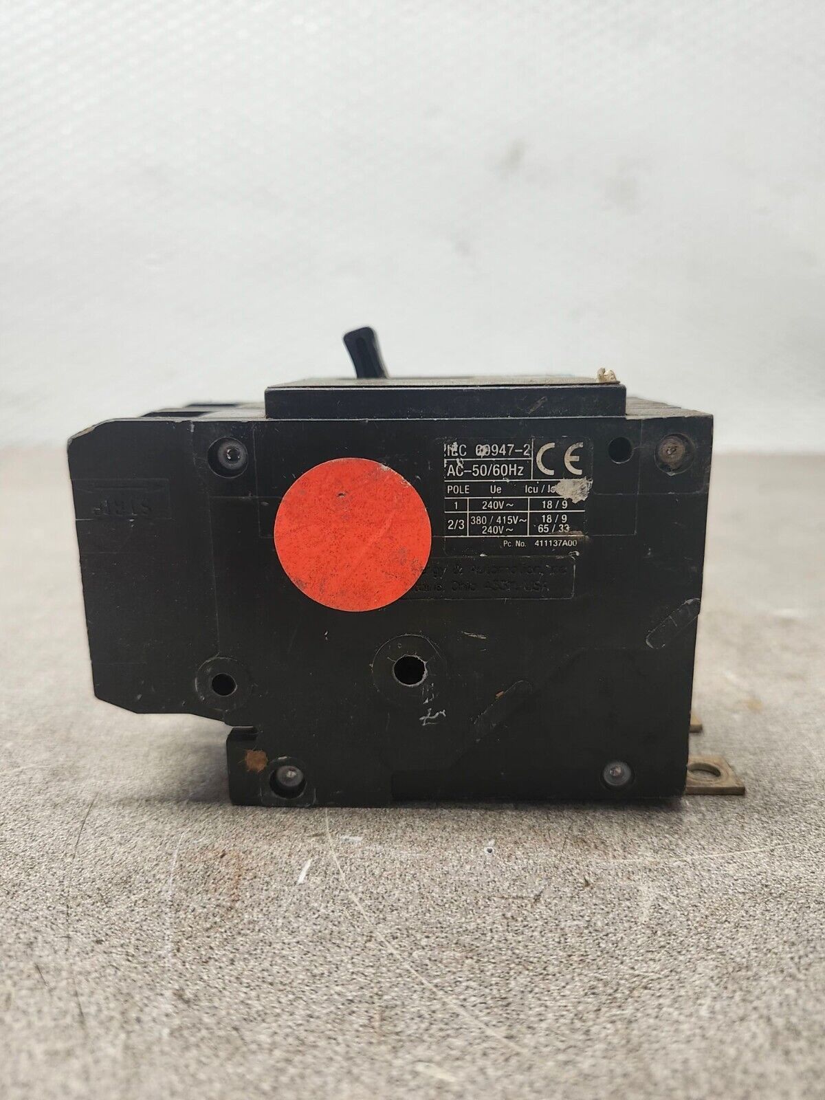 USED Siemens Circuit Breaker 70 Amp 2 Pole 480/277V Bolt On Type BQD BQD270