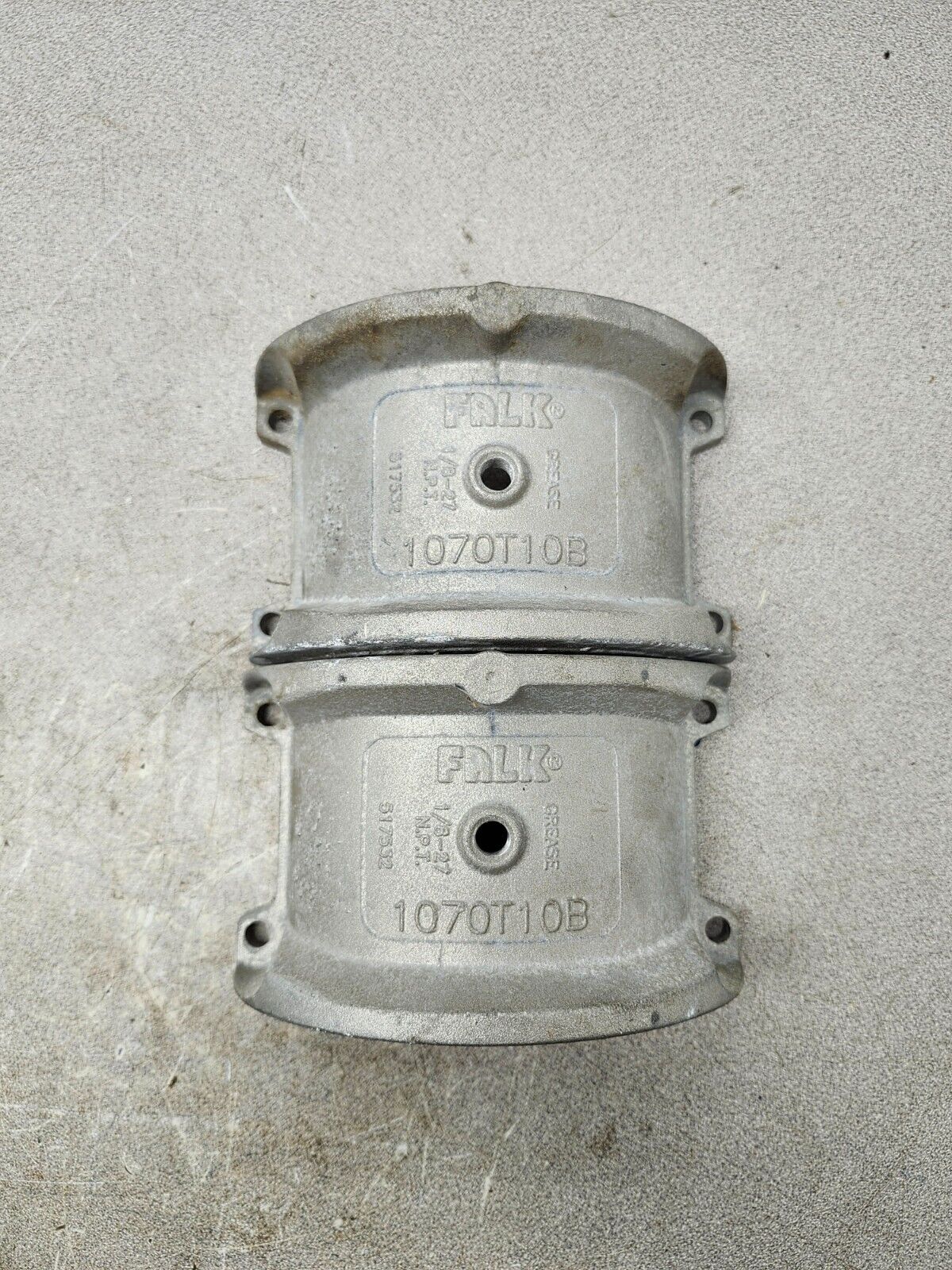 NEW NO BOX FALK COUPLING COVER 1/8-27N.P.T. 1070T10B