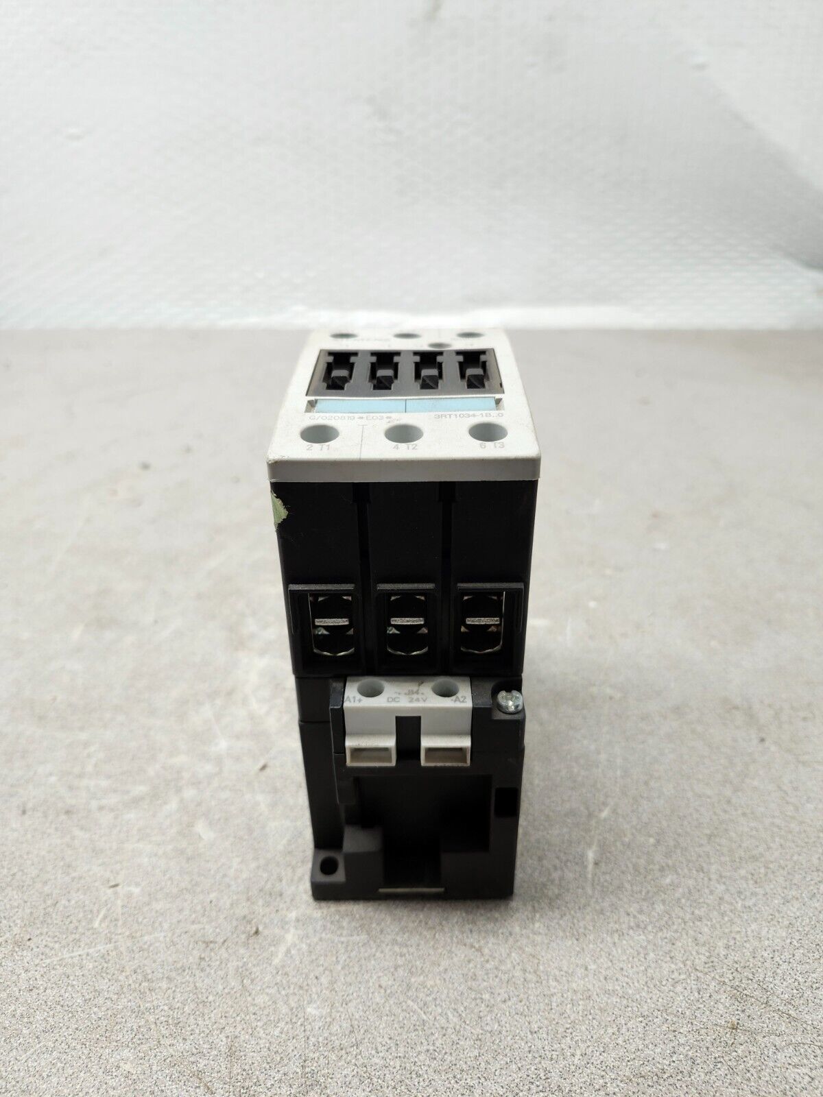 USED SIEMENS CONTACTOR 3RT1034-1BB40