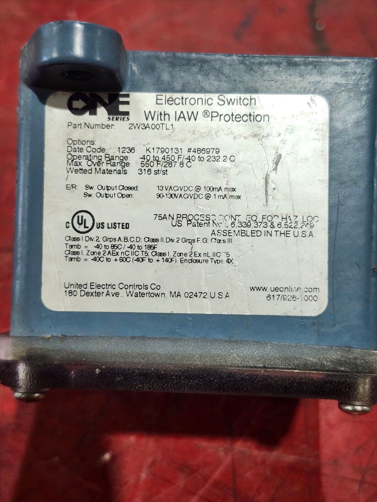 USED UNITED ELECTRIC ELECTRONIC SWITCH 2W3A00TL1