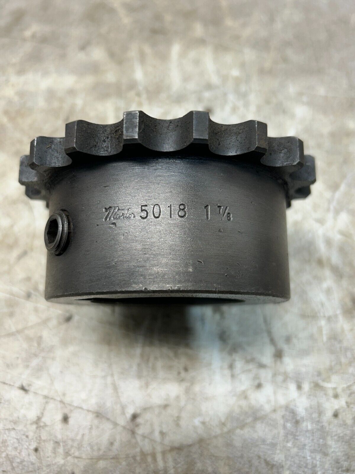 44304118