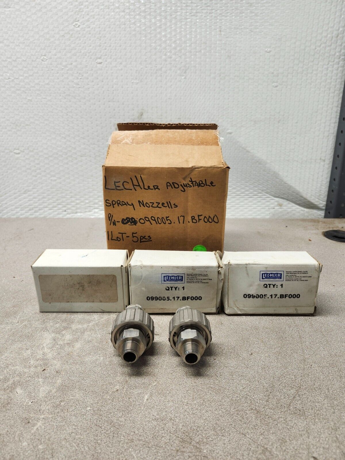 NEW IN BOX LOT OF 5 LECHLER ADJUSABLE SPRAY NOZZELLS 099005.17.BF000