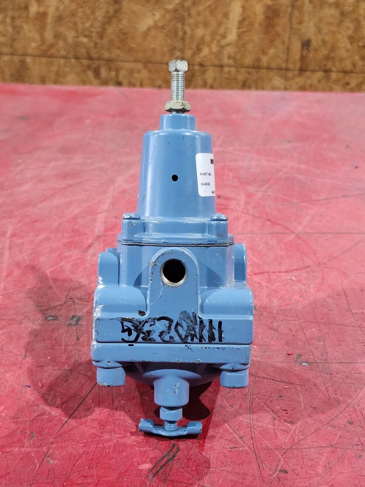 USED ROSEMOUNT PRESSURE REGULATOR 03311-0429-0001