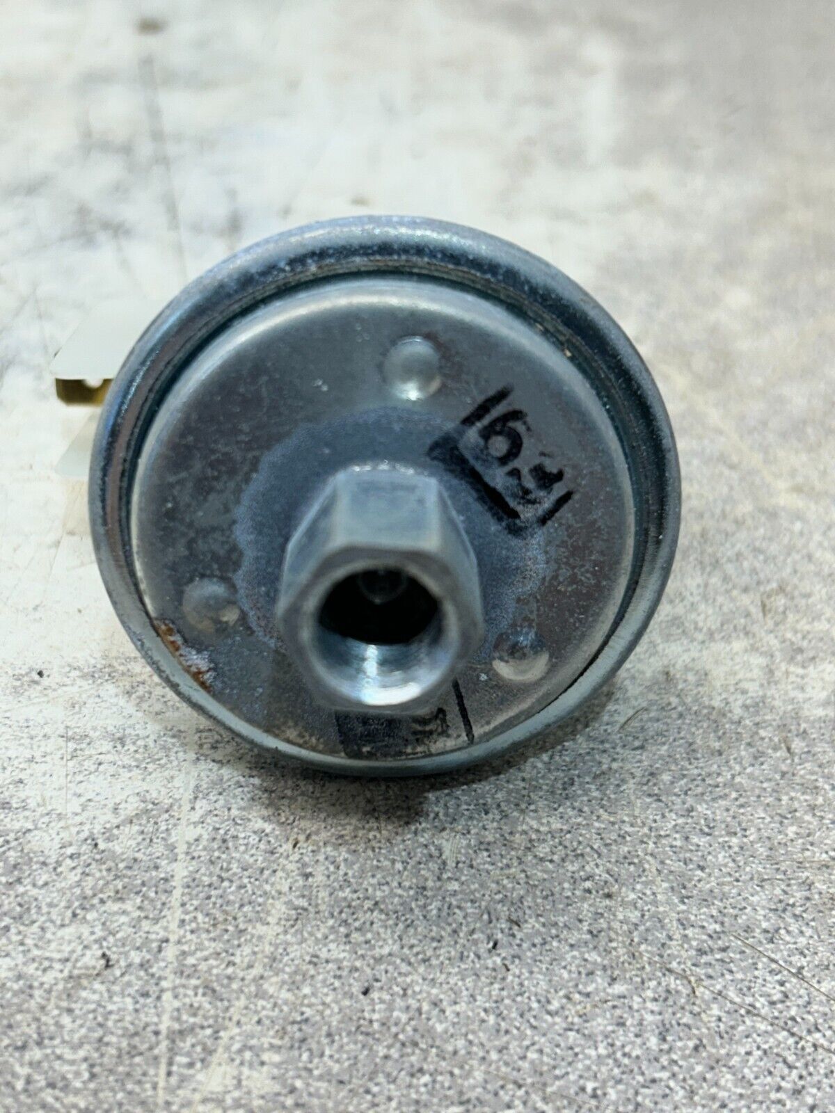 44347984