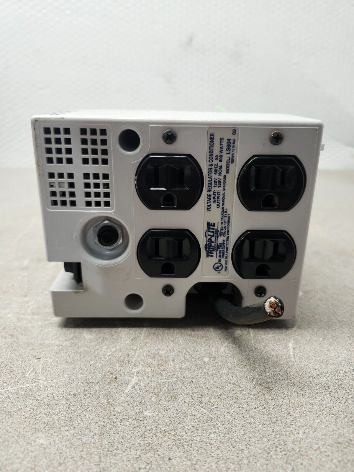 USED Tripp Lite Voltage Regulator and Conditioner,120V 600W LS604