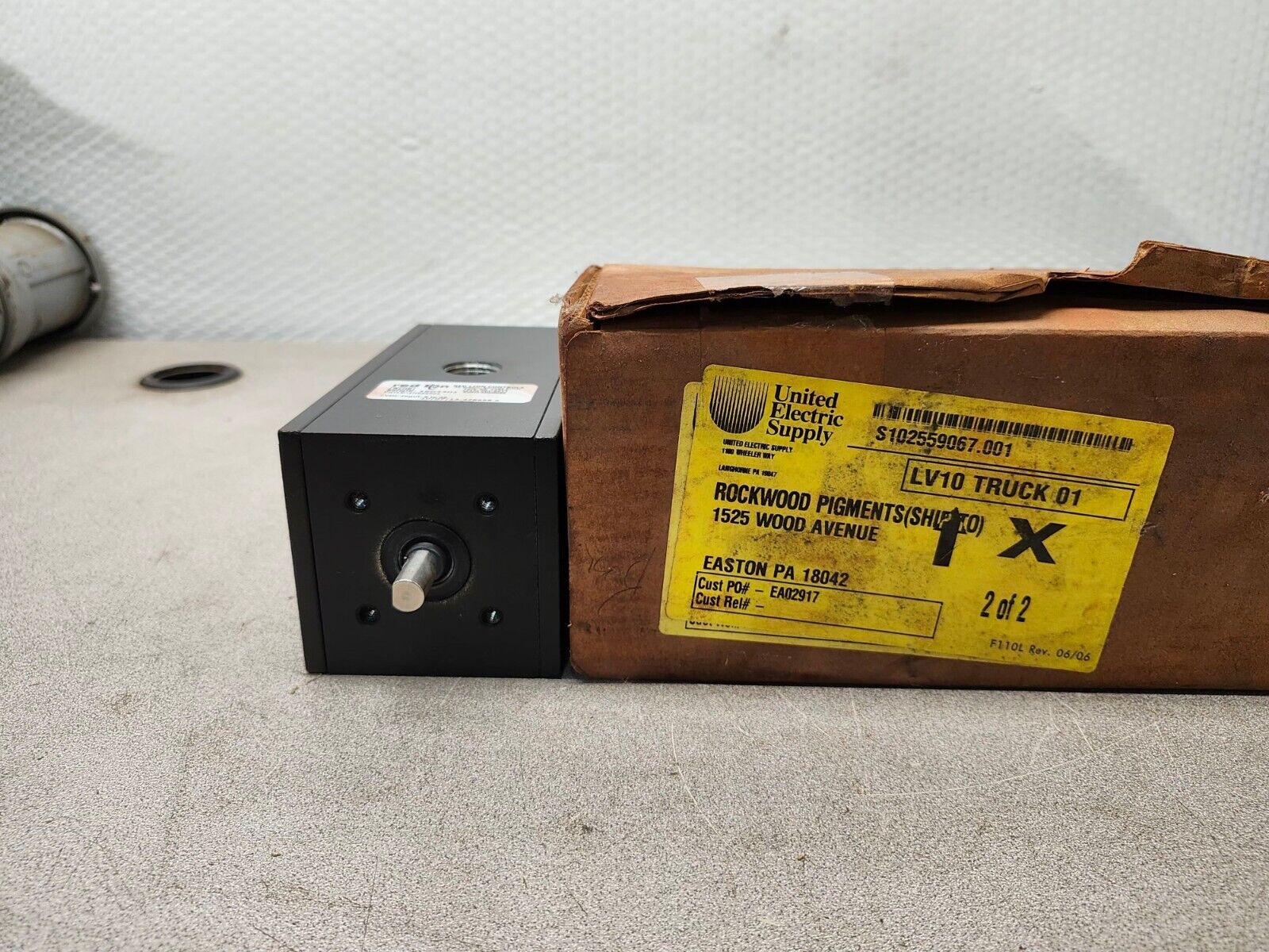 NEW IN BOX RED LION ENCODER ZHG06004