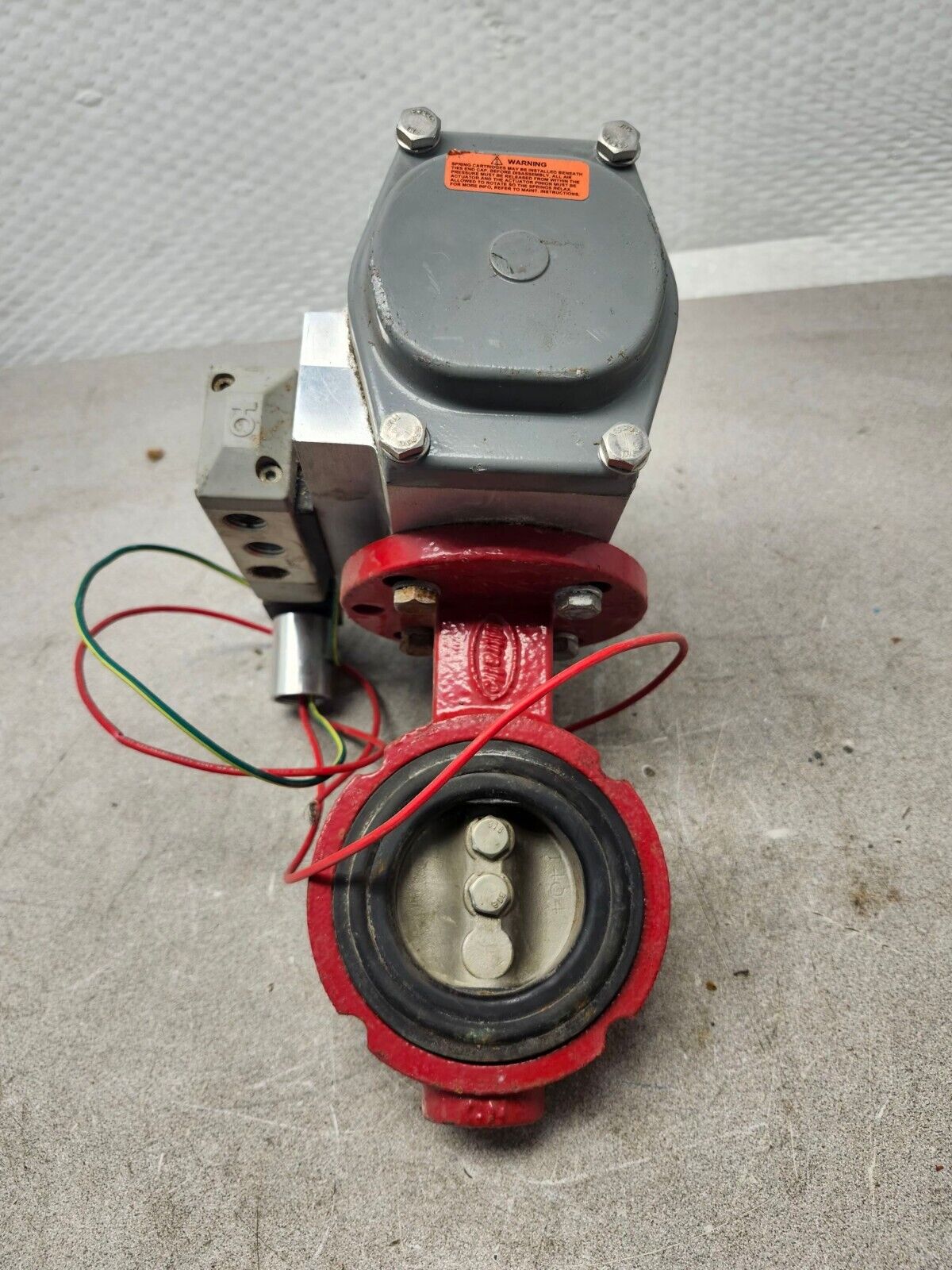 USED ULTRAFLO Double Acting Actuator 100-080-DA WITH Bray 3" Butterfly Valve