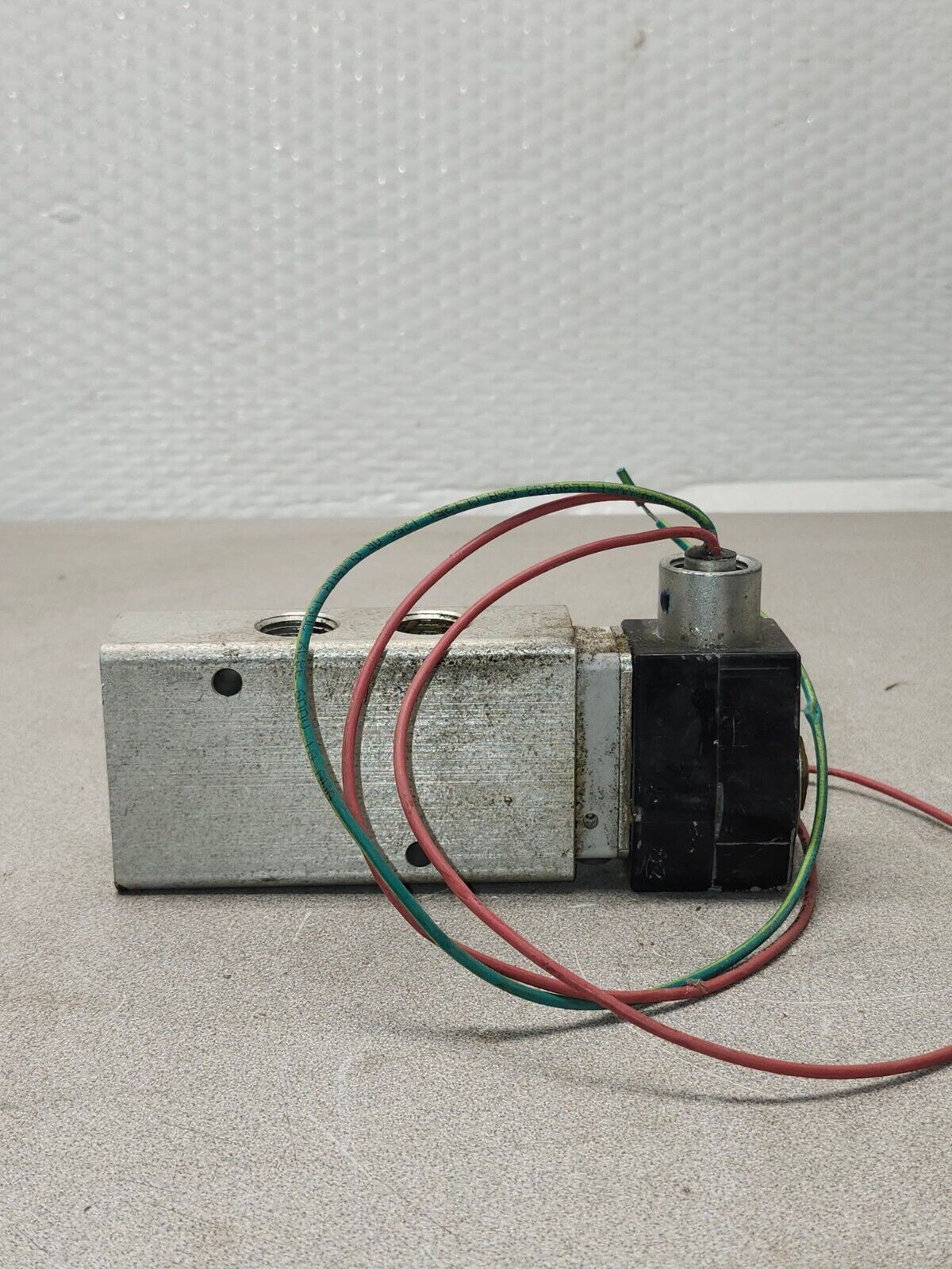 USED HERION SOLENOID VALVE 3727