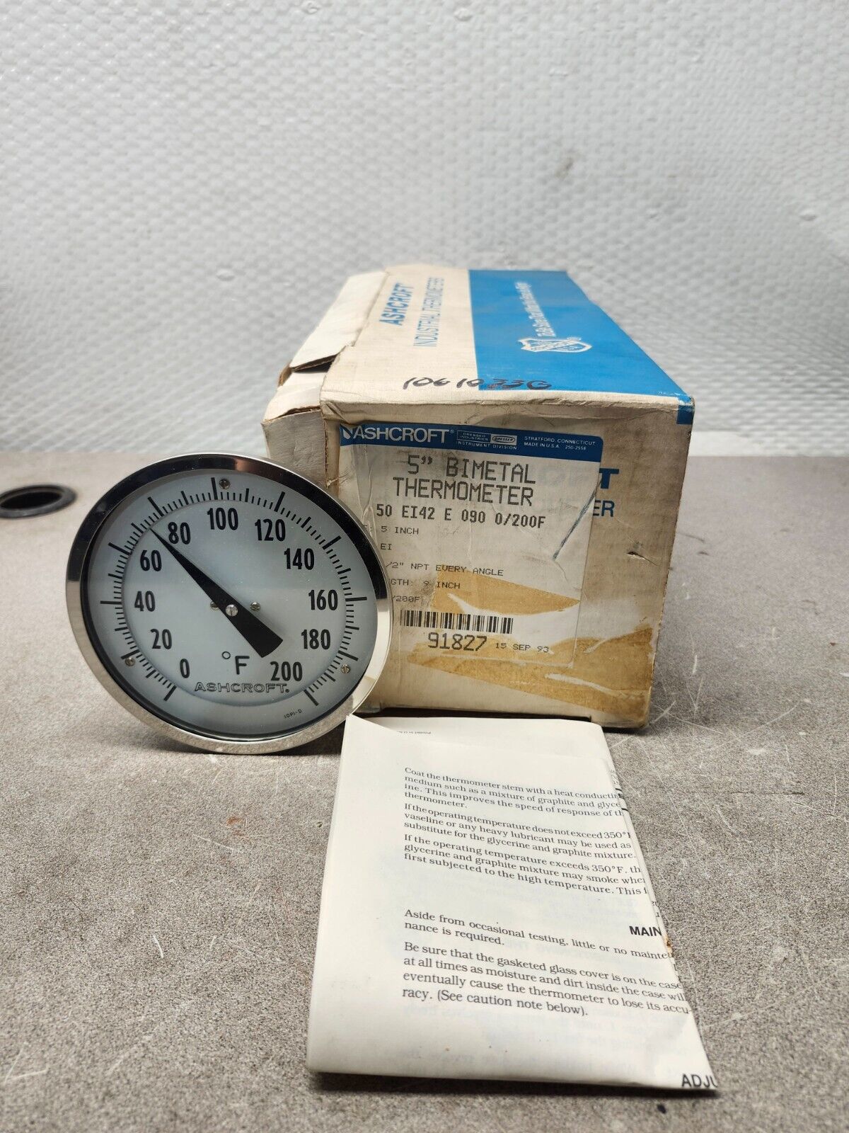 NEW IN BOX ASHCROFT 5'' BIMETAL THERMOMETER 50 EI42 E 090 0/200F