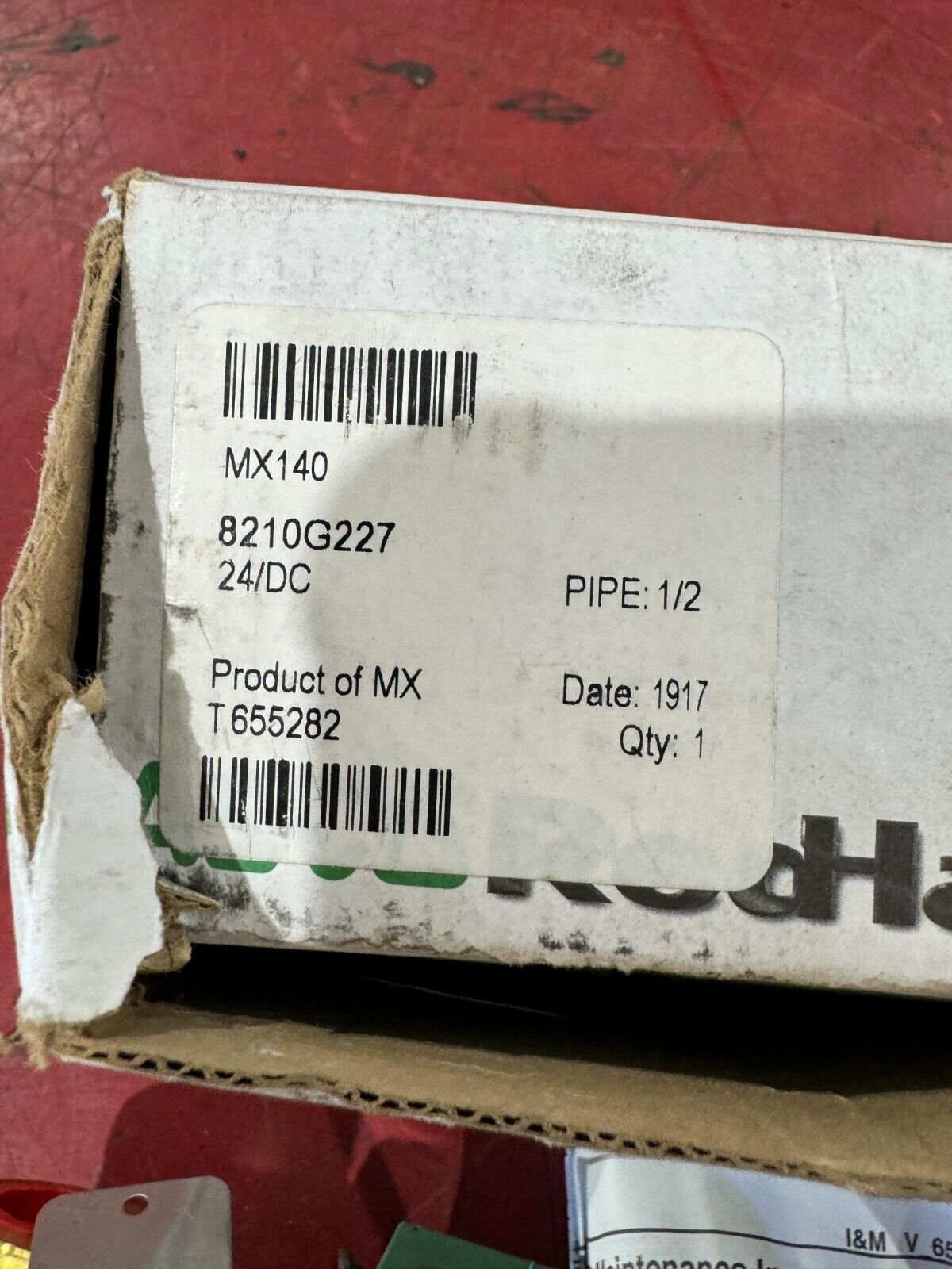 NEW IN BOX ASCO RED HAT SOLENOID VALVE 24/DC. COIL 1/2" PIPE 8210G227