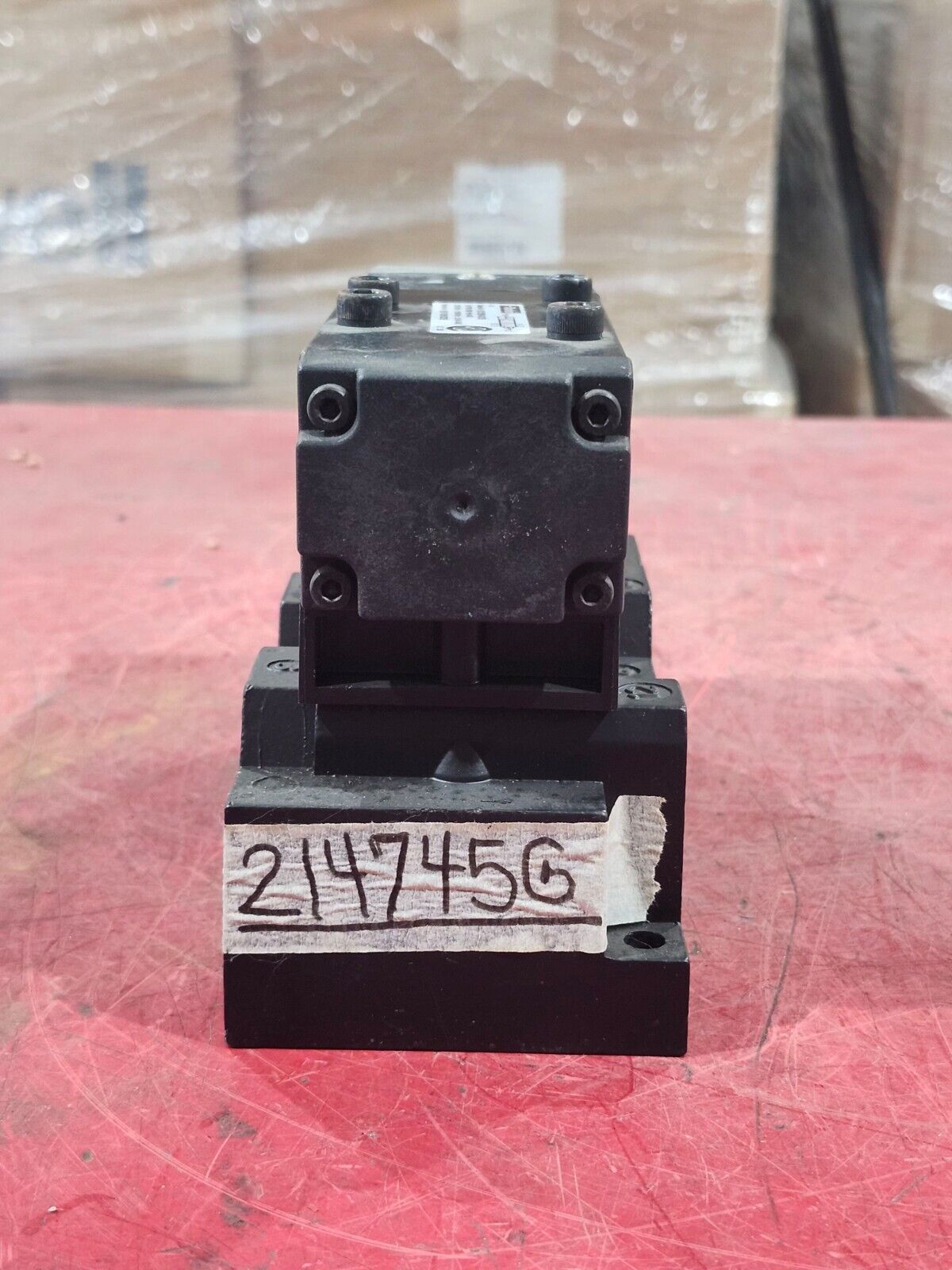 NEW NO BOX PARKER SOLENOID VALVE H2125BKA23B