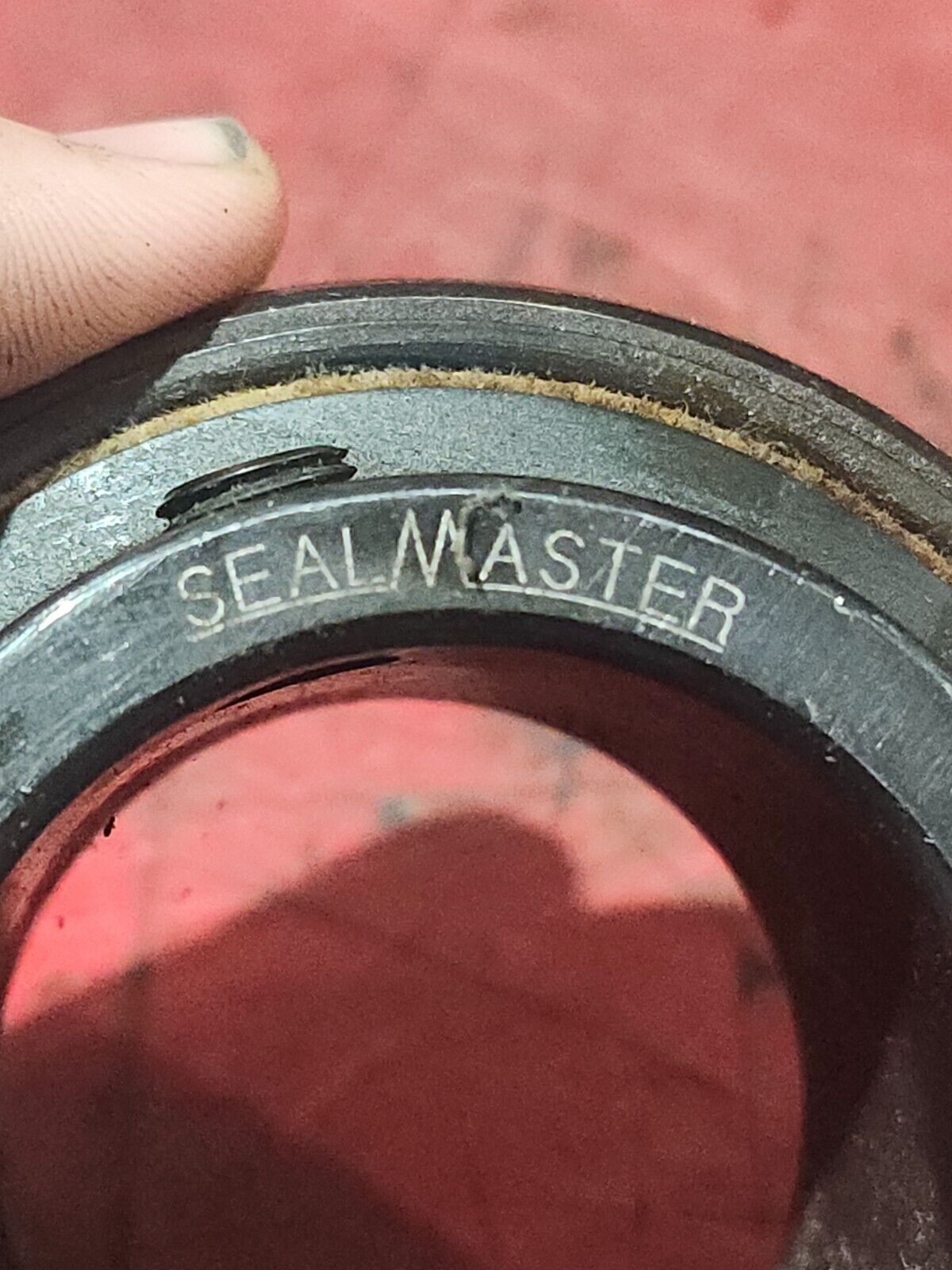 NEW NO BOX SEALMASTER INSERT BEARING 1-7/8'' 2-114