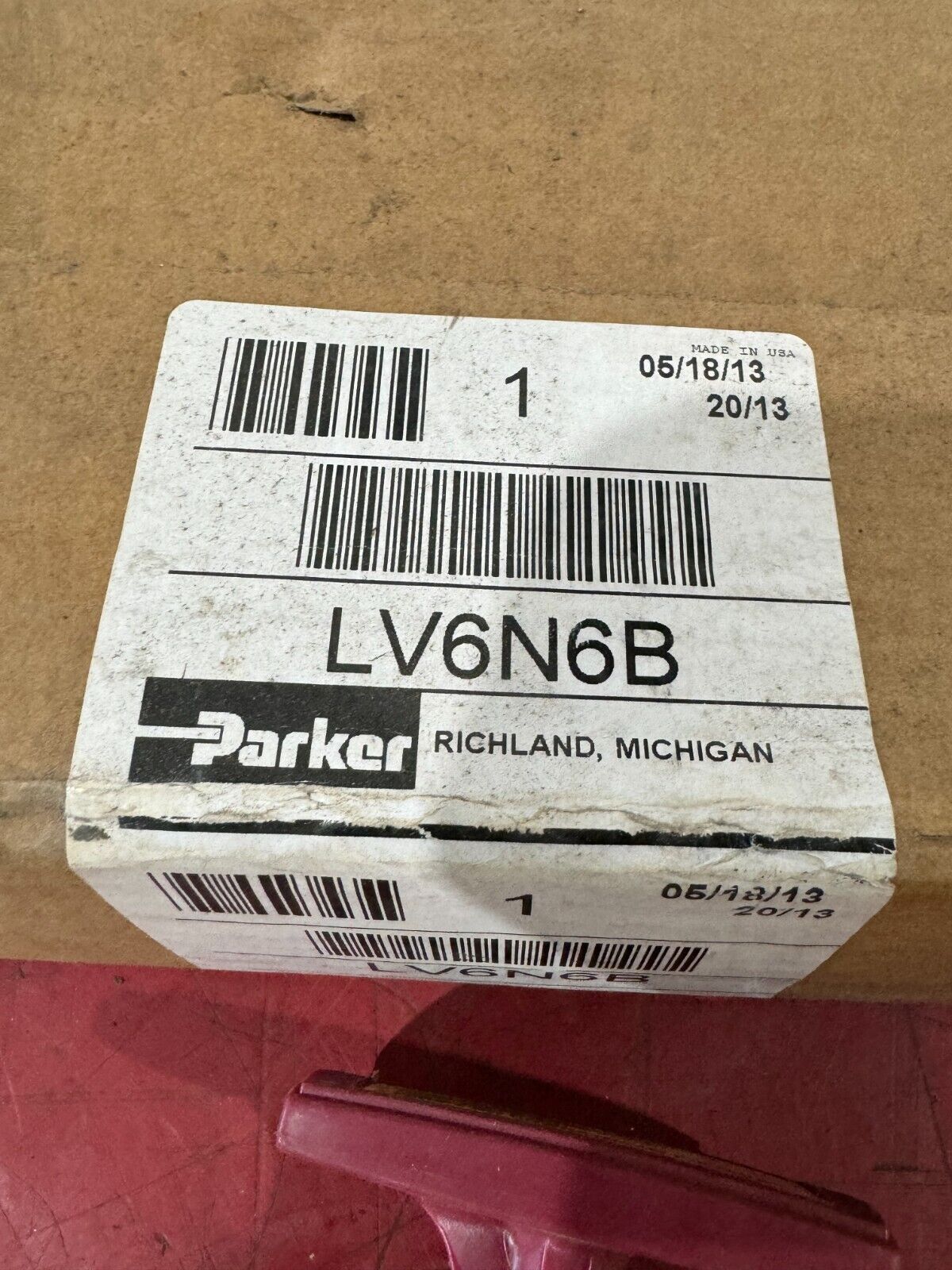 NEW IN BOX PARKER LV6N6B MANUAL LOCK OUT VALVE 3/4" INCH