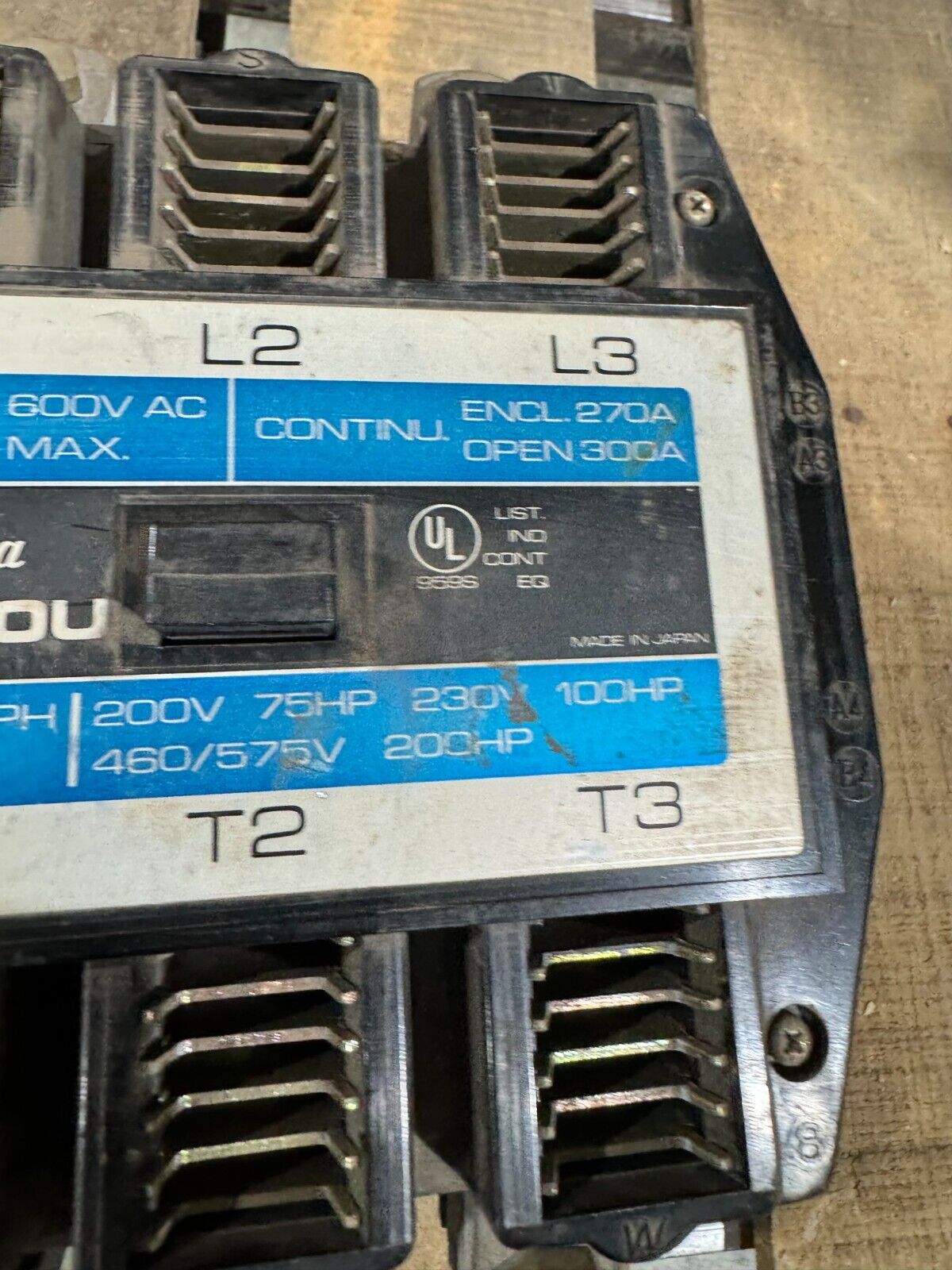 USED TOSHIBA SIZE 5 CONTACTOR C3-250U