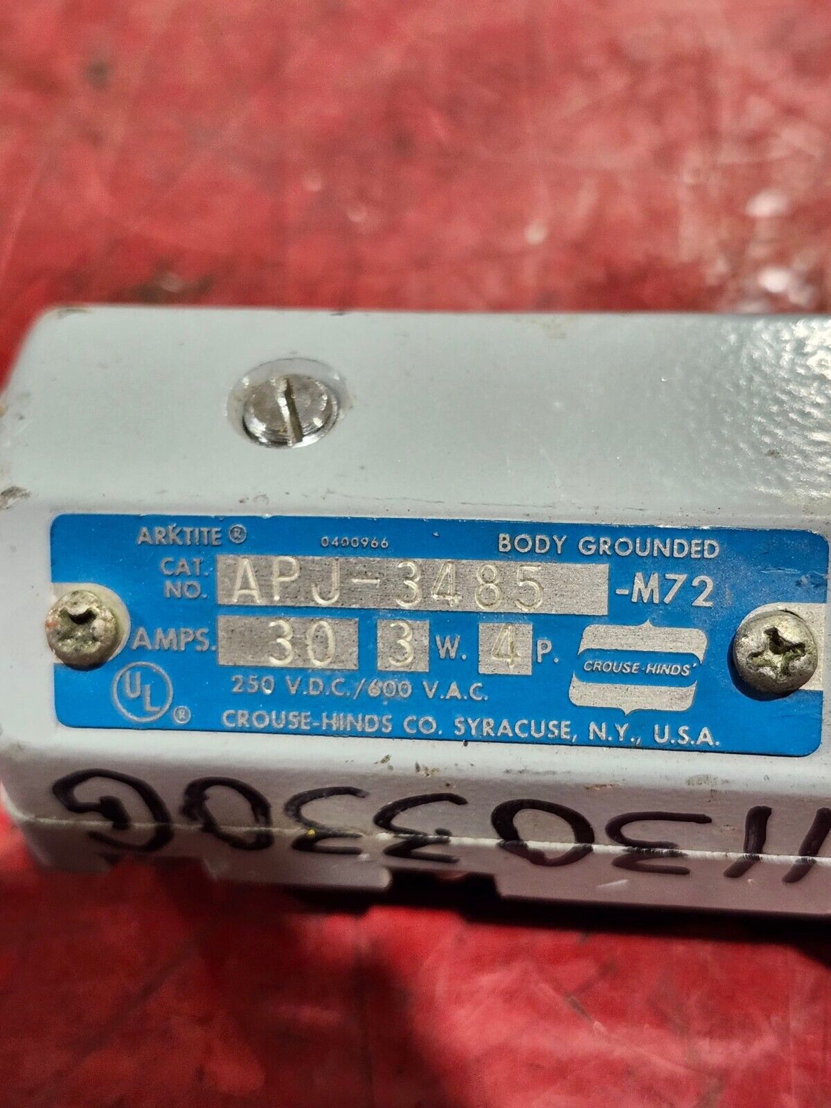 USED CROUSE HINDS PLUG RECEPTACLE APJ-3485-M72