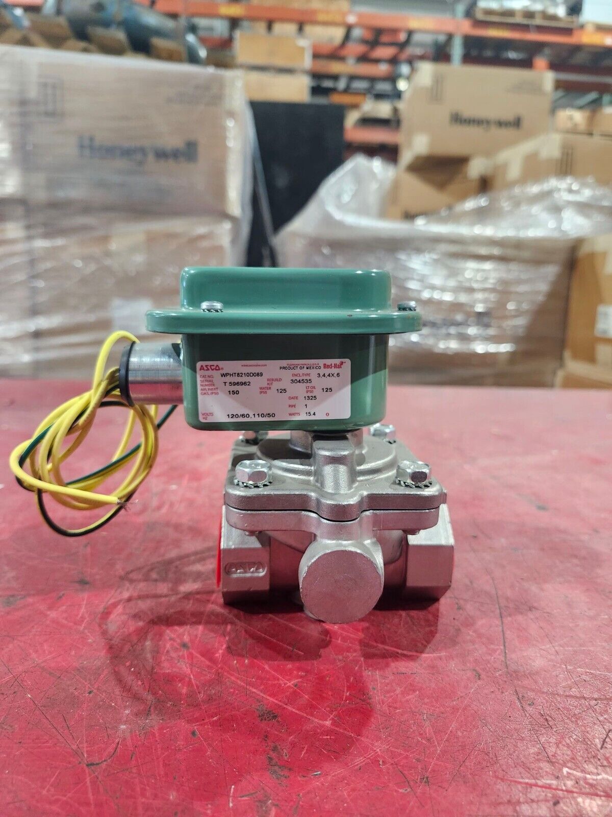 NEW NO BOX ASCO SOLENOID VALVE WPHT8210D089