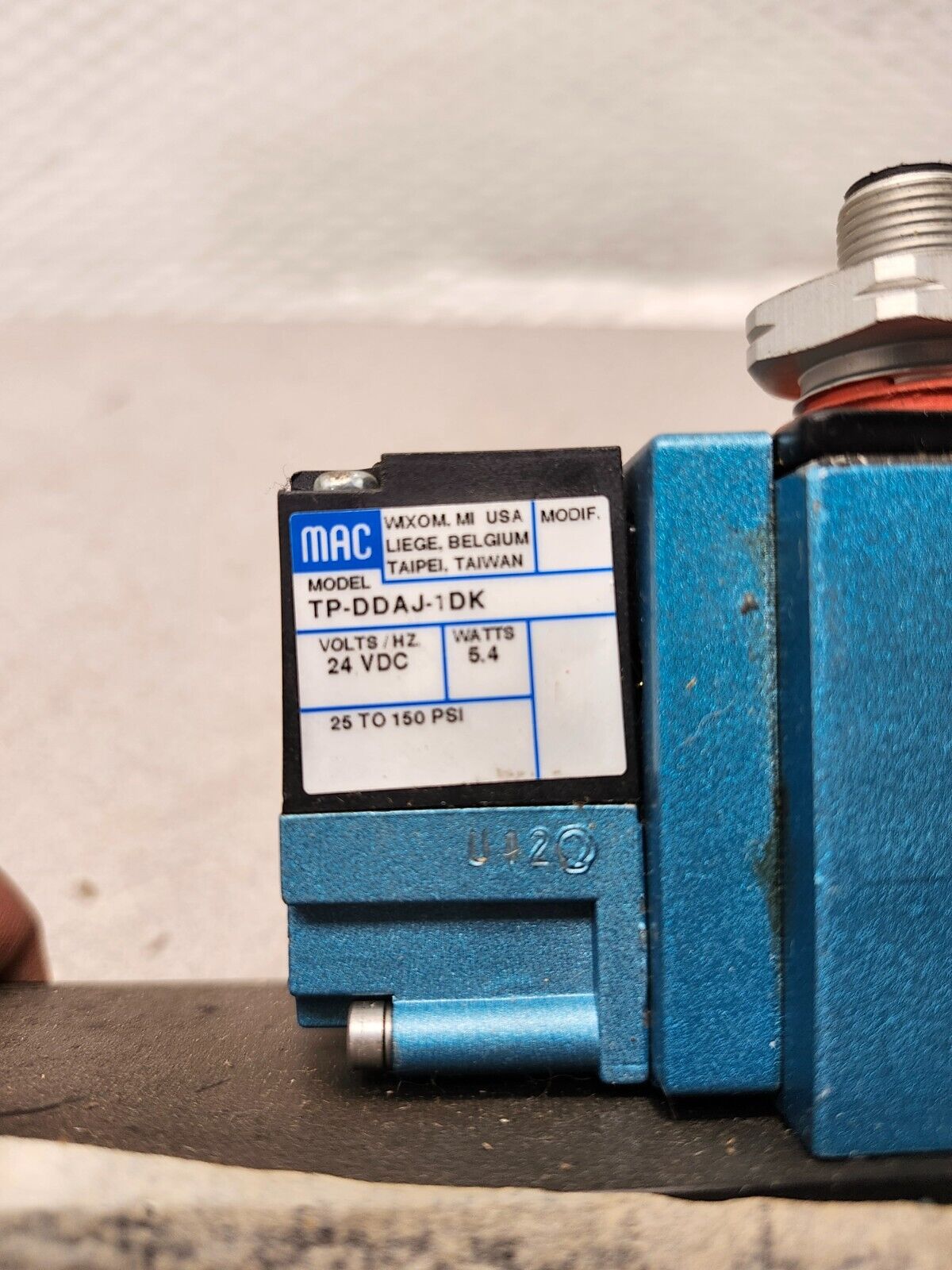 NEW STARCYL Hydraulic Cylinder Actuator A3A75-1.5X6.75 W/ MAC 82A-BC-000-TP-DDAP