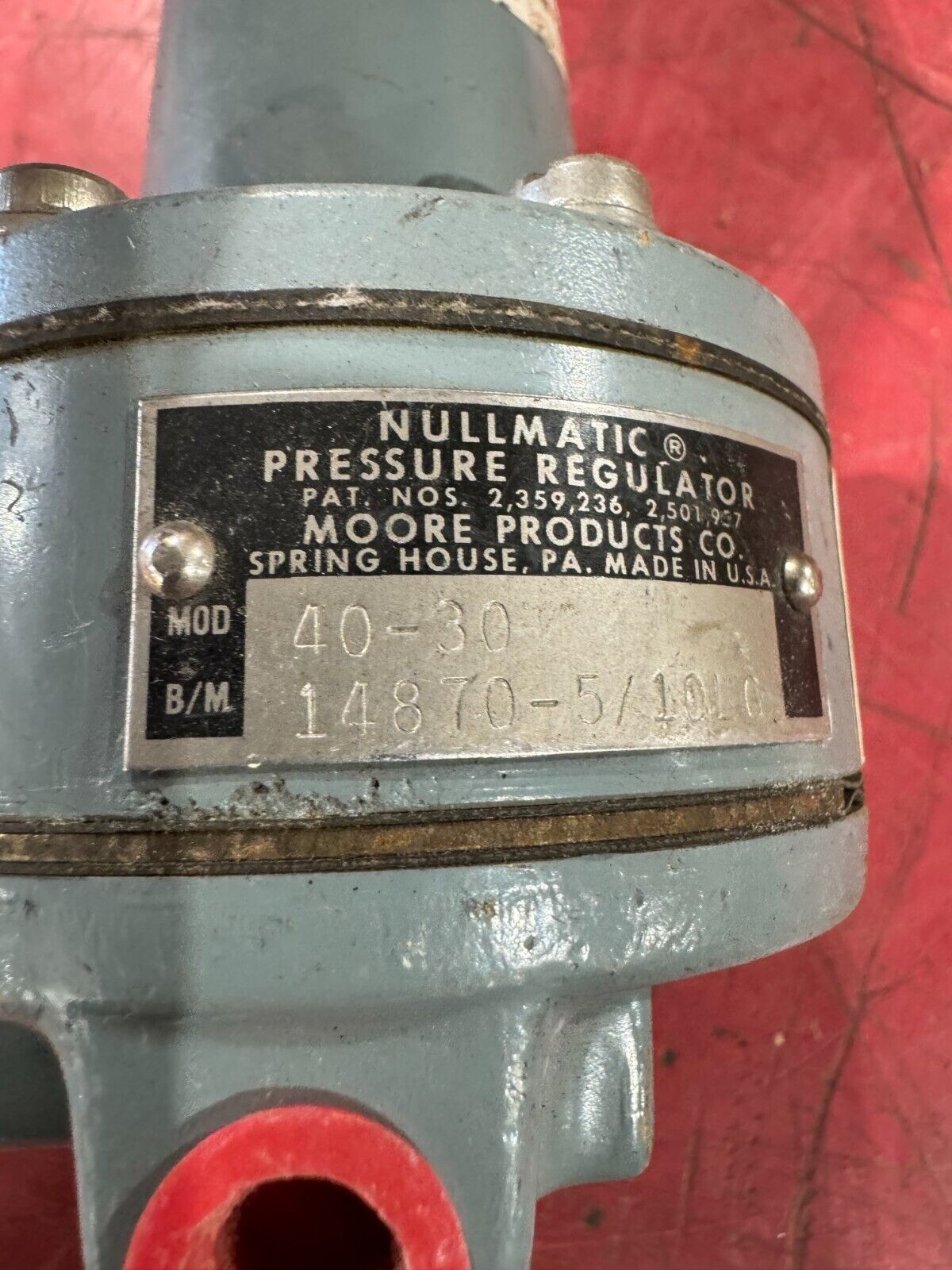 NEW NO BOX MOORE NULLMATIC 40-30 PRESSURE REGULATOR 14870-5/10LG