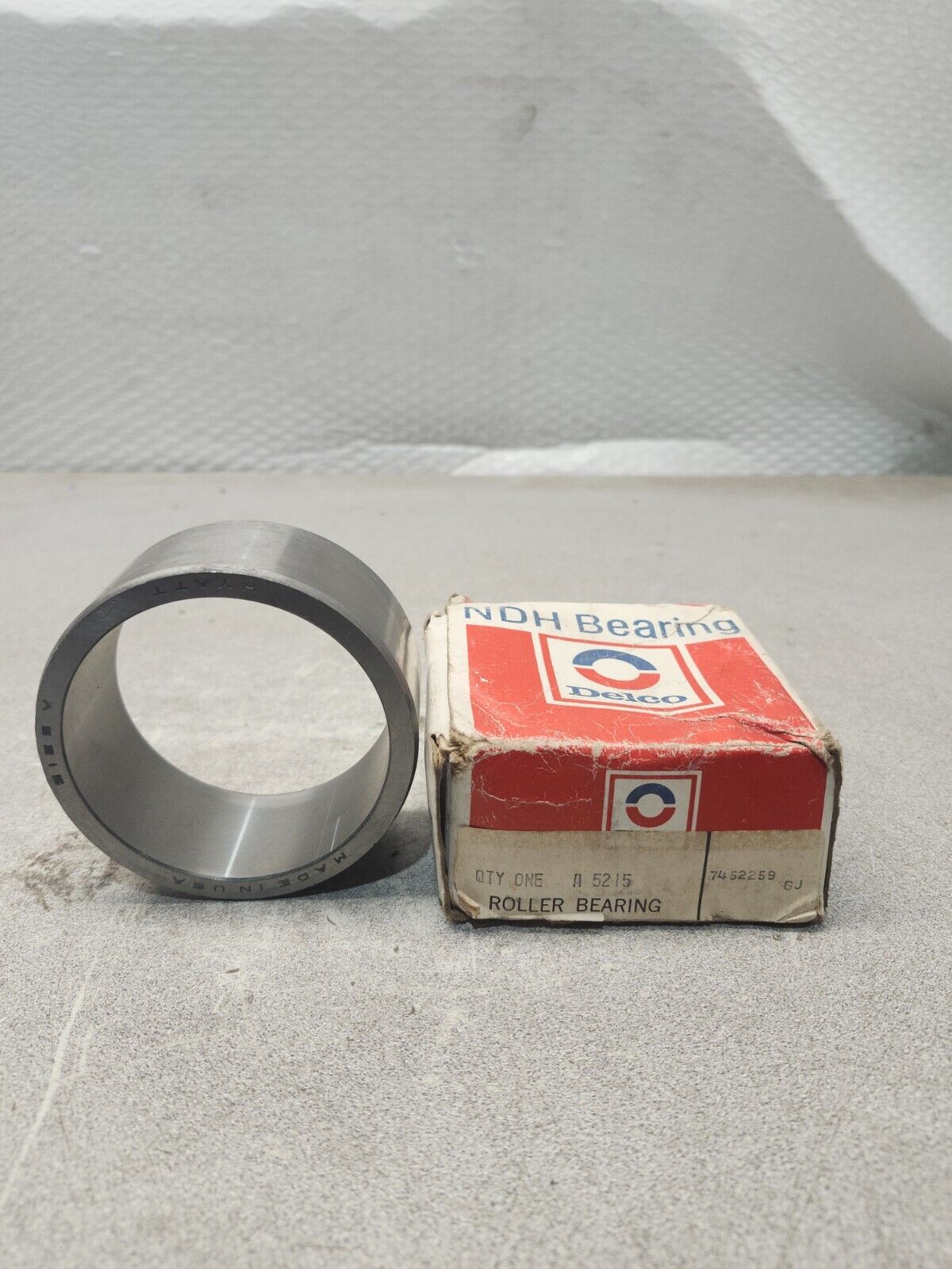 NEW IN BOX NDH Bearing ROLLER BEARING A5215