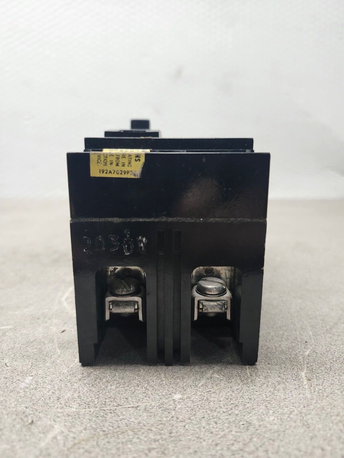 USED GENERAL ELECTRIC CIRCUIT BREAKER TEB122030 240VAC 30A