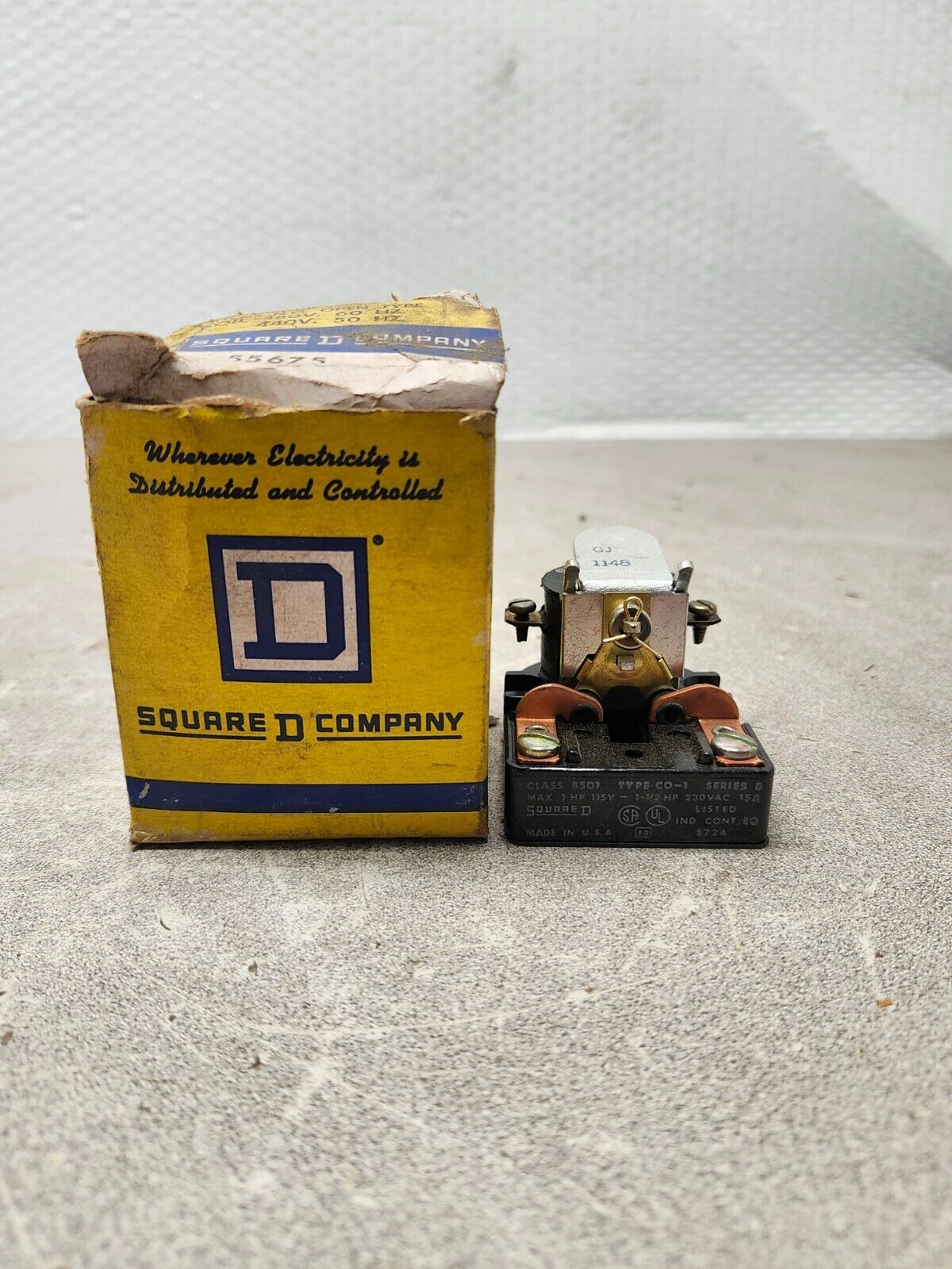 NEW IN BOX SQUARE D AC CONTROL RELAY 8501 CO-1 55675