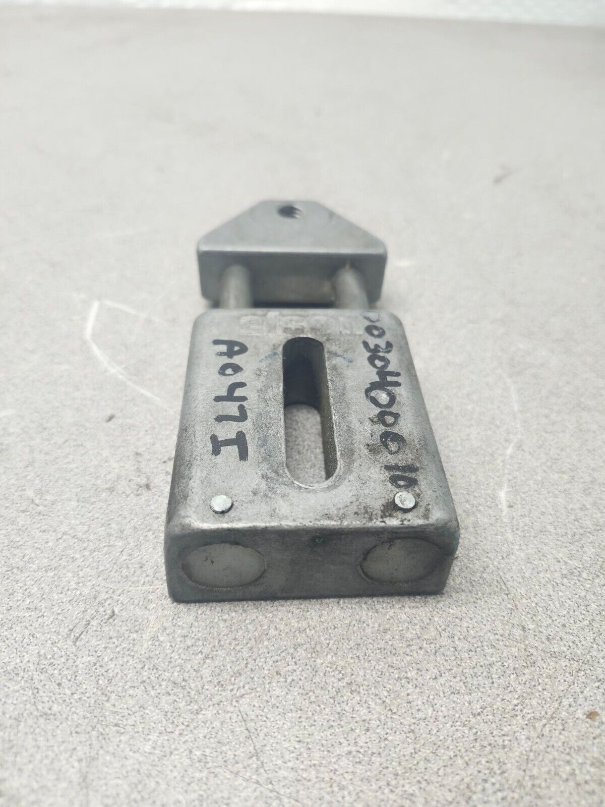 NEW NO BOX FENNER CHAIN TENSIONER LT1000