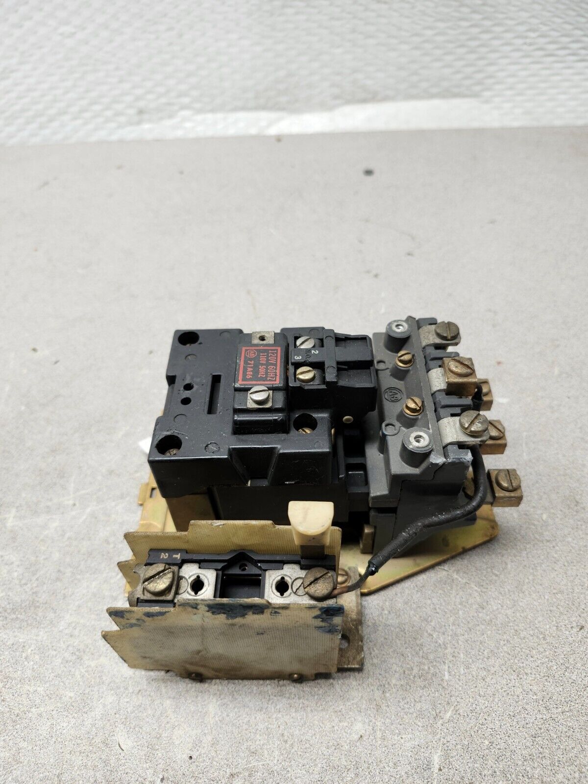 USED Allen-Bradley Contactor Ser. K 709B0D46