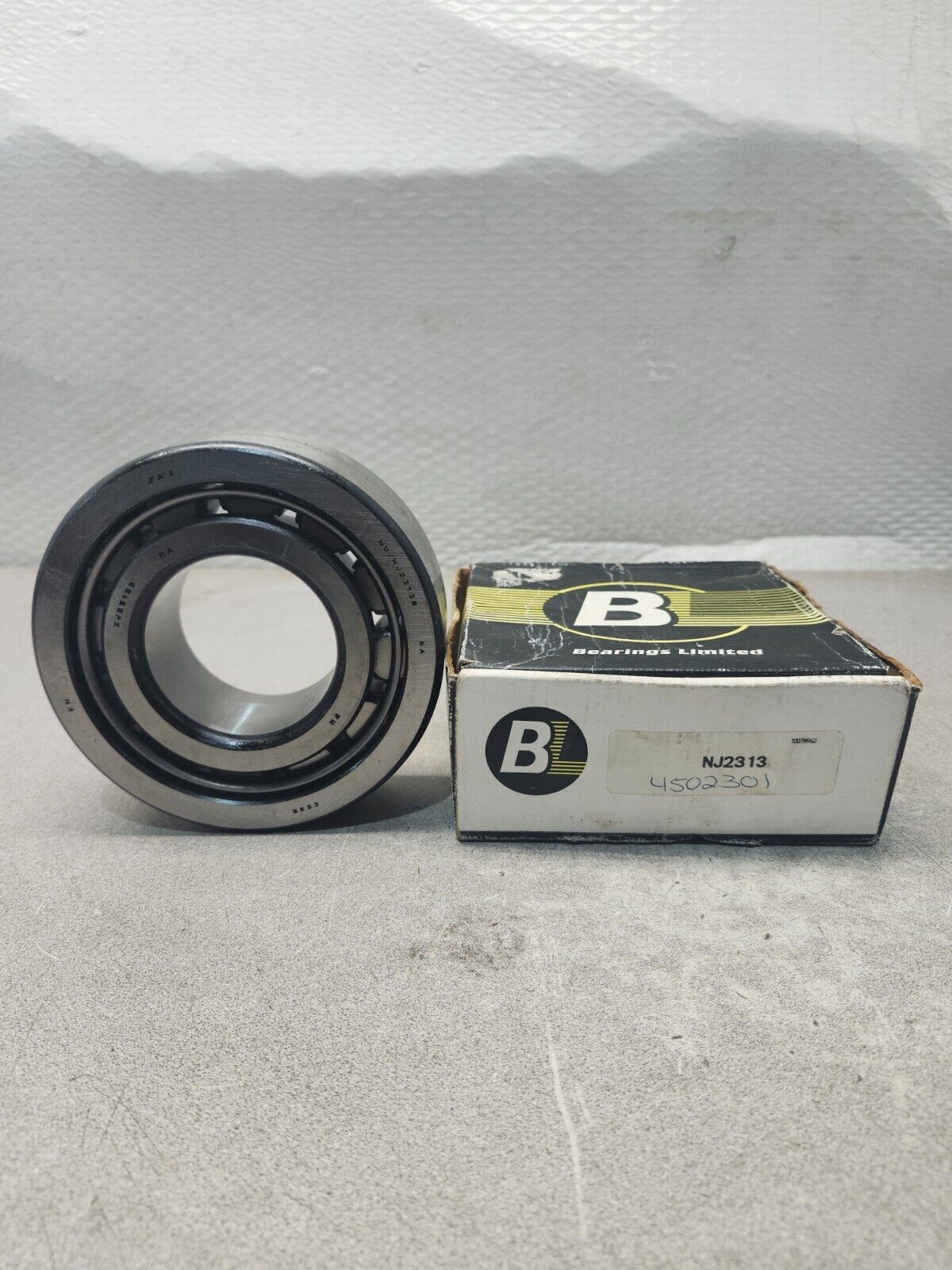 NEW IN BOX BEARINGS LIMITED SINGLE ROW Bearing NJ 2313