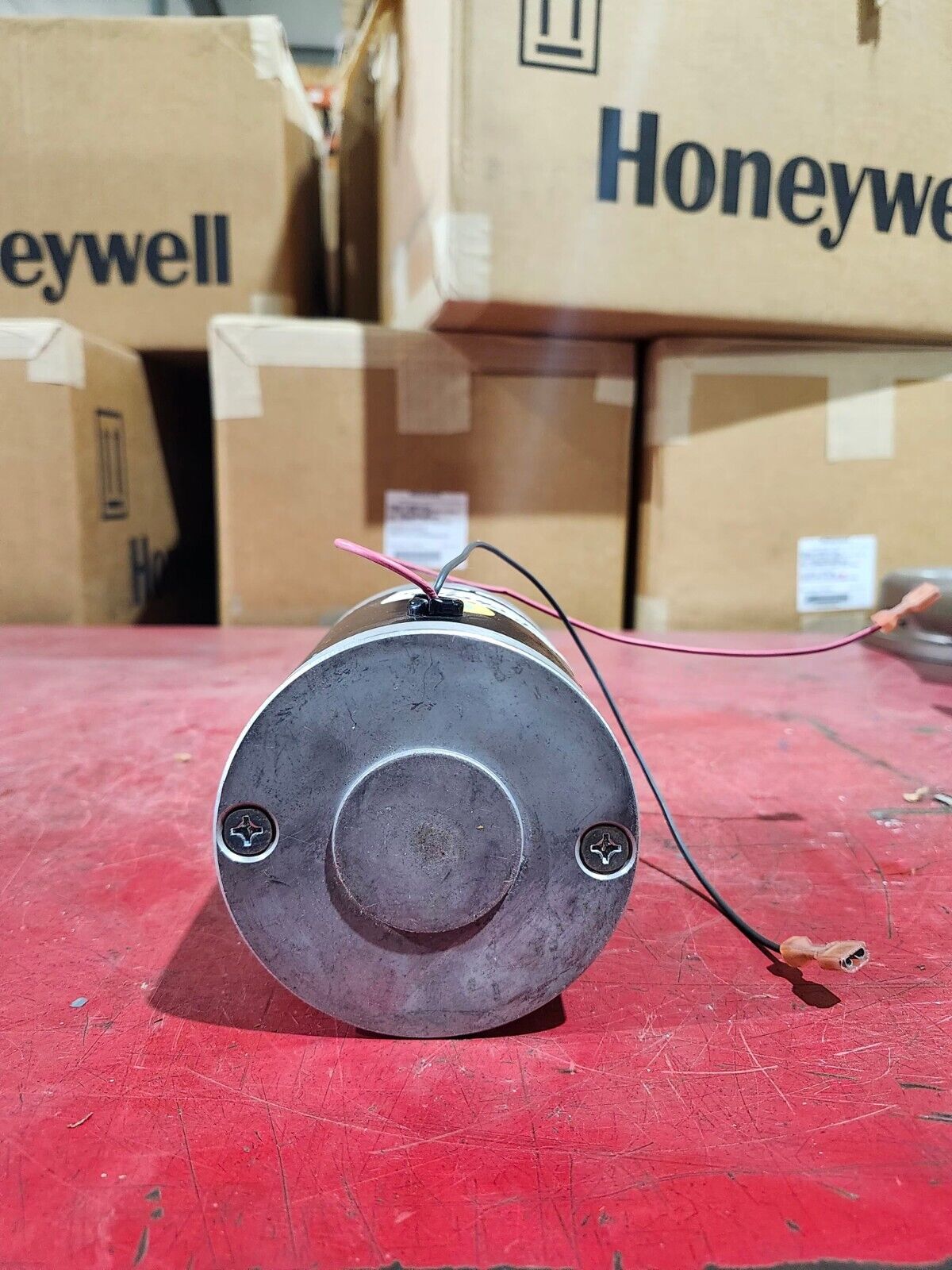 USED LABELMATE HIGH RELUCTANCE CONSTANT ADJUSTABLE TORQUE MOTOR 90-895-1