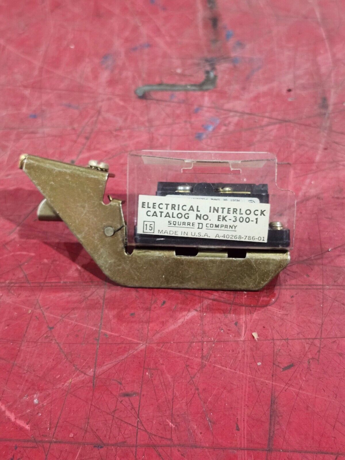 NEW IN BOX SQUARE D ELECTRICAL INTERLOCK EK-300-1