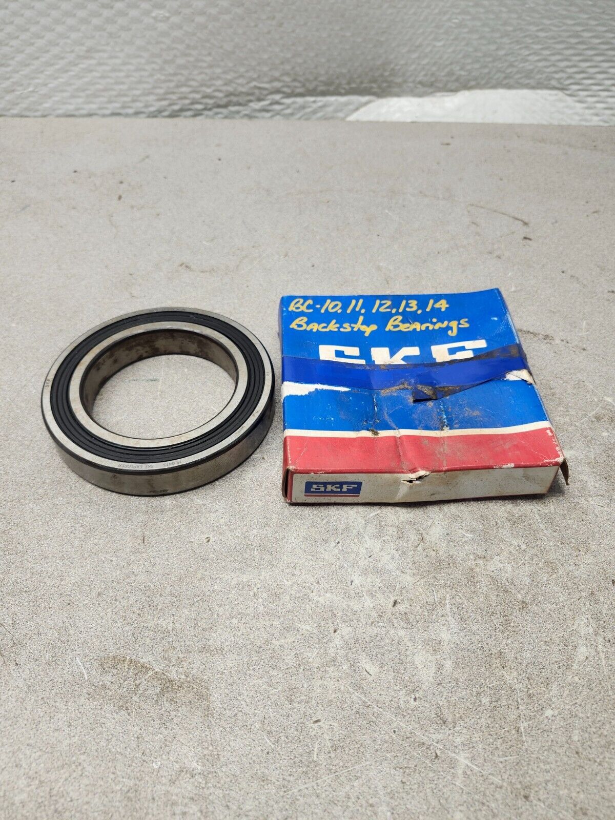 NEW IN BOX SKF BEARING 6015-2RS1/C3GJN