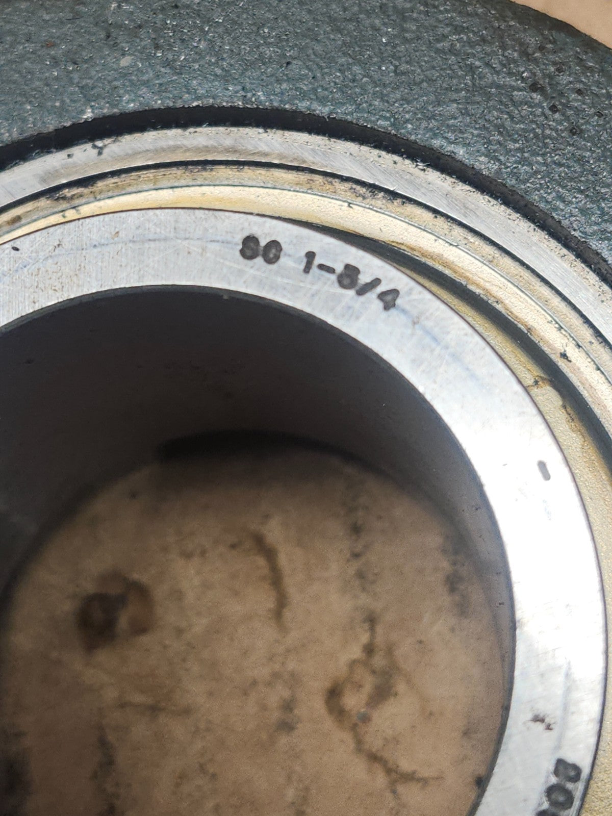 46977392