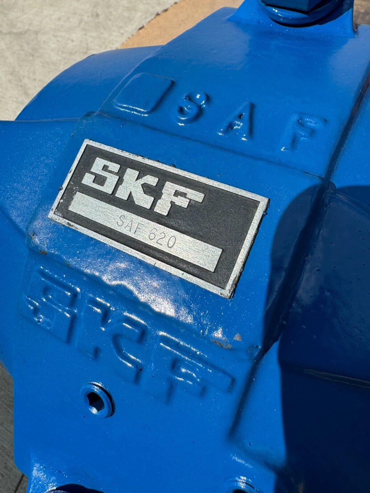 NEW SKF 4-BOLT PILLOW BLOCK BEARING HOUSING SAF 620