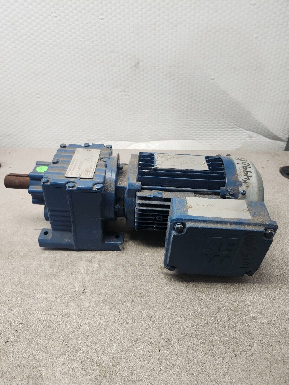 USED Sew-Eurodrive Gear Drive .75HP, 230/460V, 60HZ 02133549