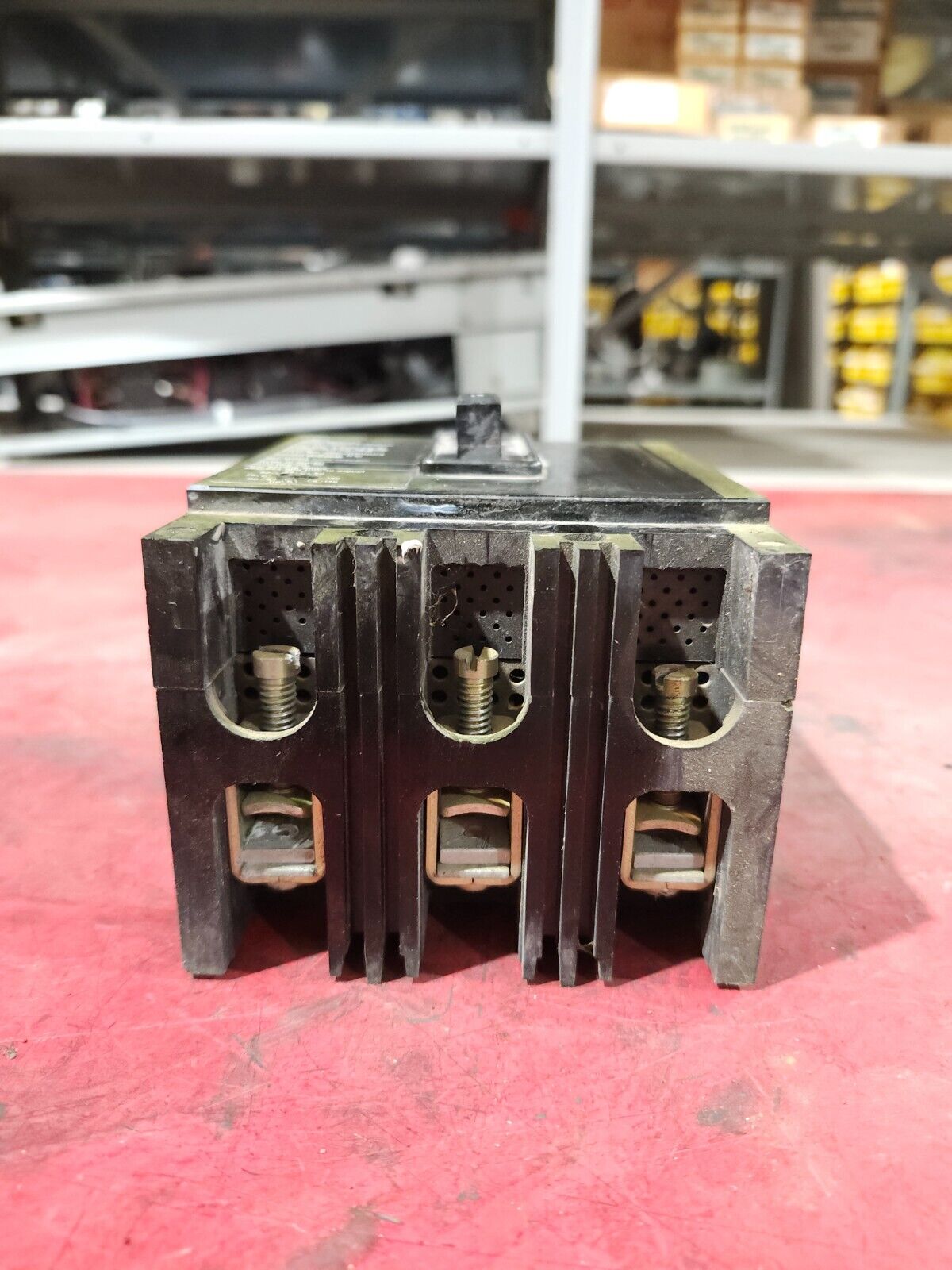 USED WESTINGHOUSE CIRCUIT BREAKER 15A 600VAC 3-POLE MCP03150C