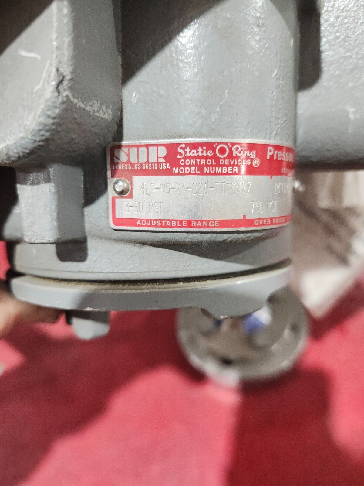 NEW NO BOX SOR PRESSURE SWITCH  4LC-W5-M4-C2A-TTPKMMX W/ WIKA 990.12