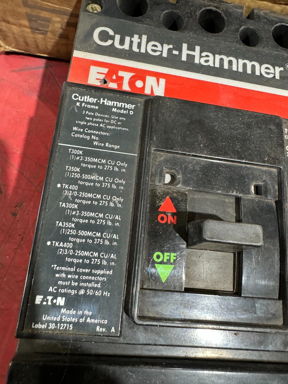 NEW IN BOX CUTLER-HAMMER 3 POLE 250AMP CIRCUIT BREAKER KS360250D