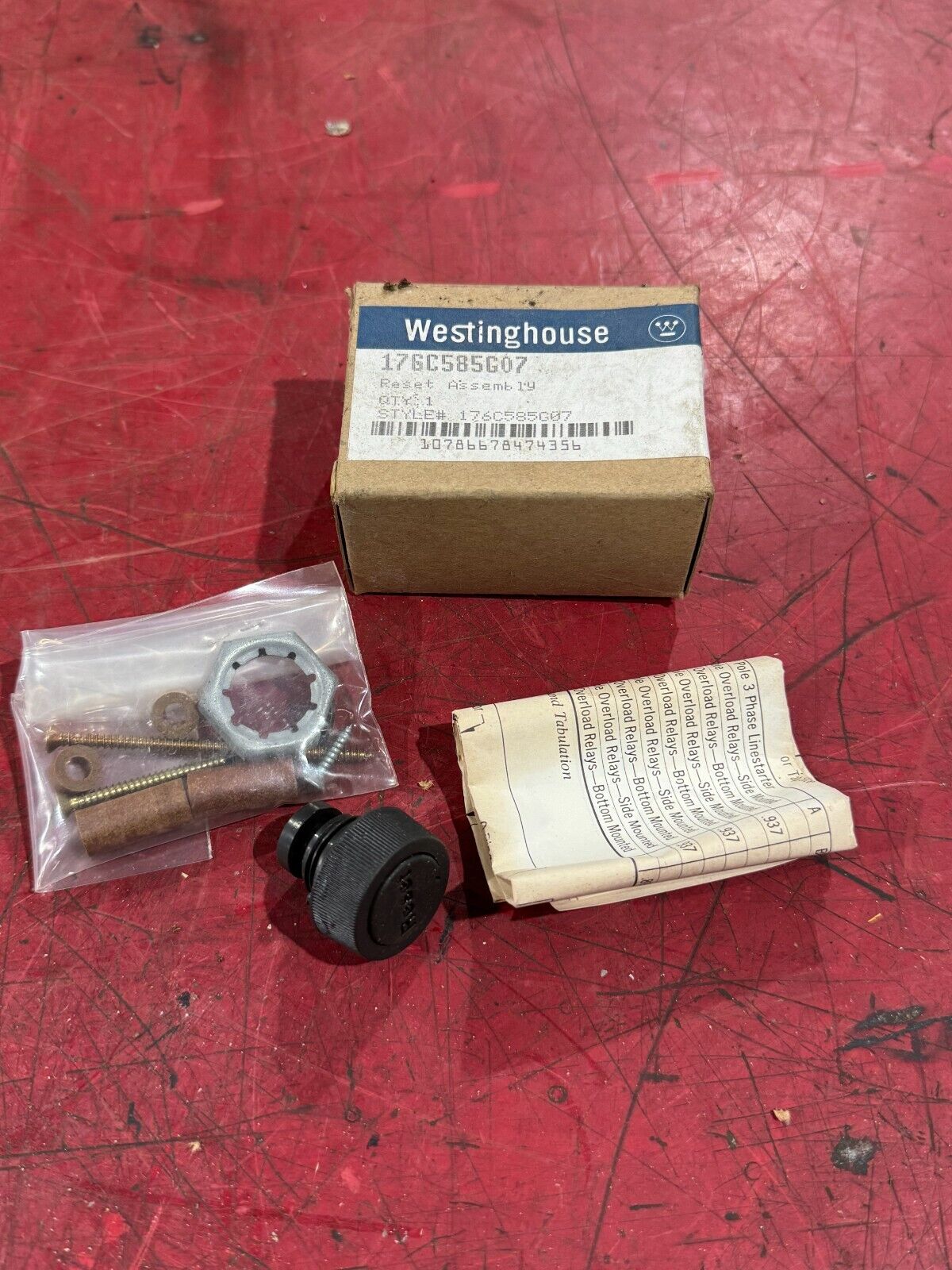 NEW IN BOX WESTINGHOUSE RESET ASSEMBLY 176C585G07