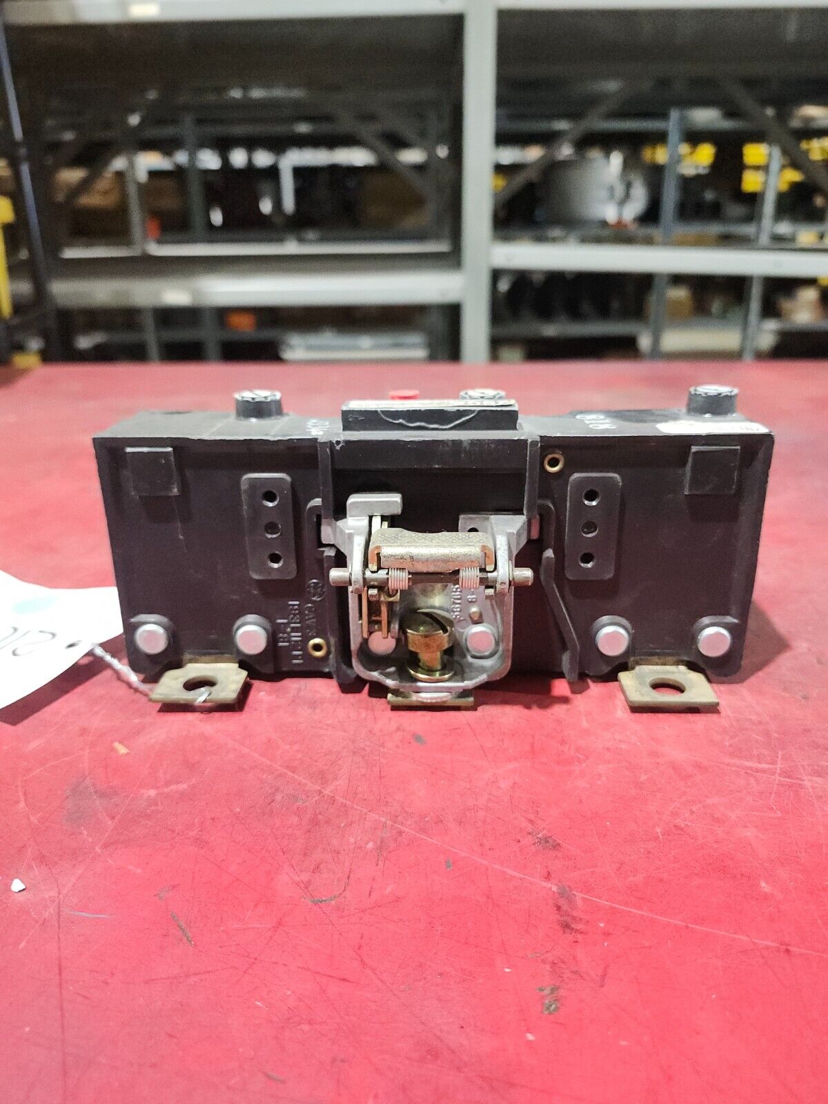 USED UNDERWRITERS LABORATORIES circuit breaker E11592-R