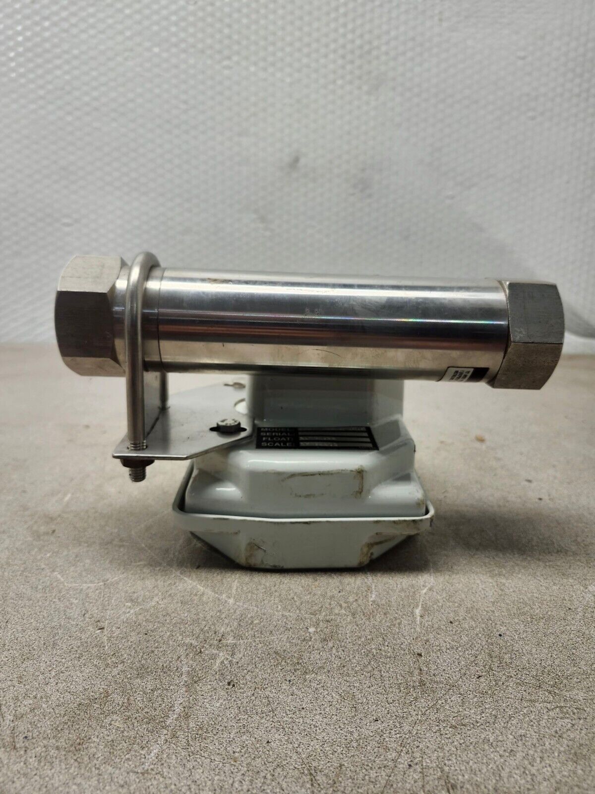 NEW NO BOX WALLACE ARMORED FLOW METER 5520M02212XUXUX