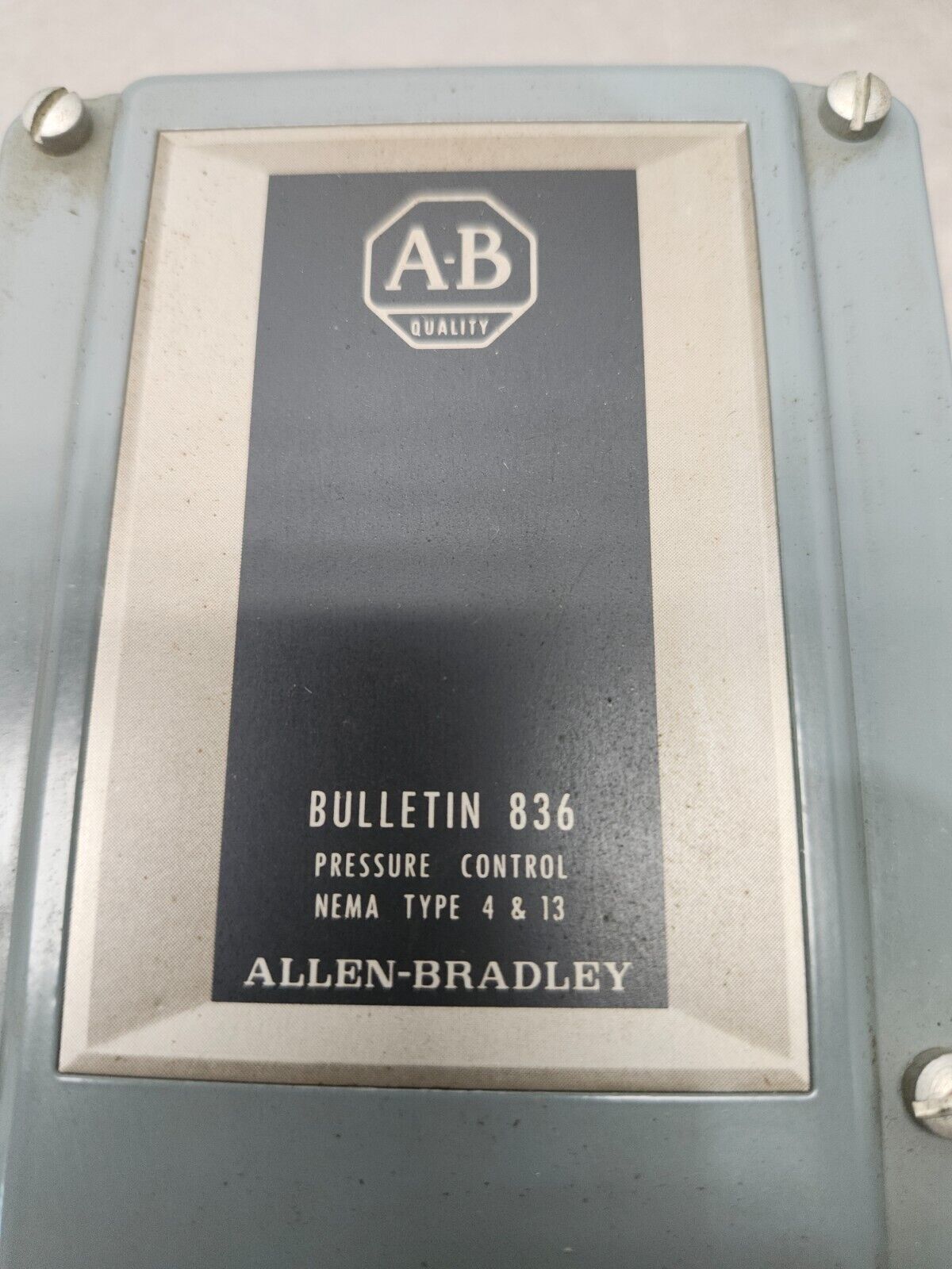 NEW IN BOX ALLEN BRADLEY BULLETIN 836 PRESSURE CONTROL NEMA TYPE 4 & 13