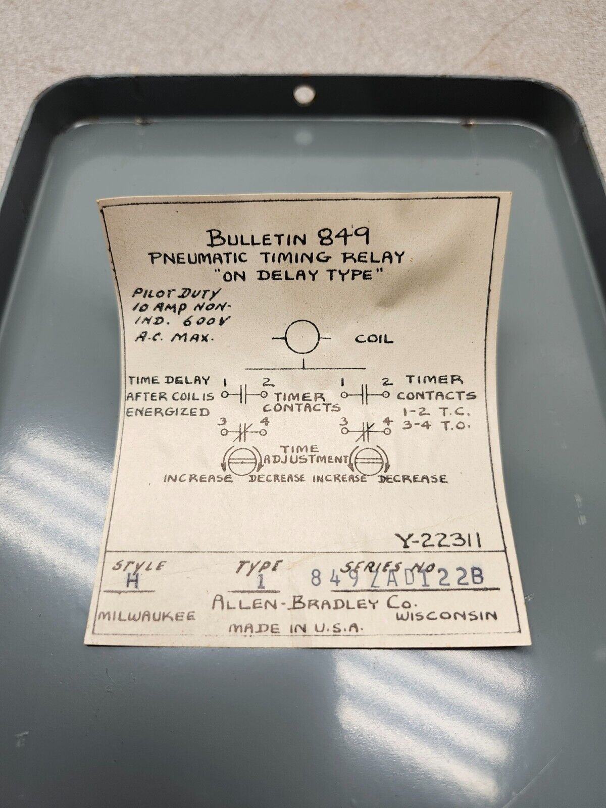 NEW ALLEN-BRADLEY ENCLOSURE WITH BULLETIN 849 PNEUMATIC TIMING RELAY