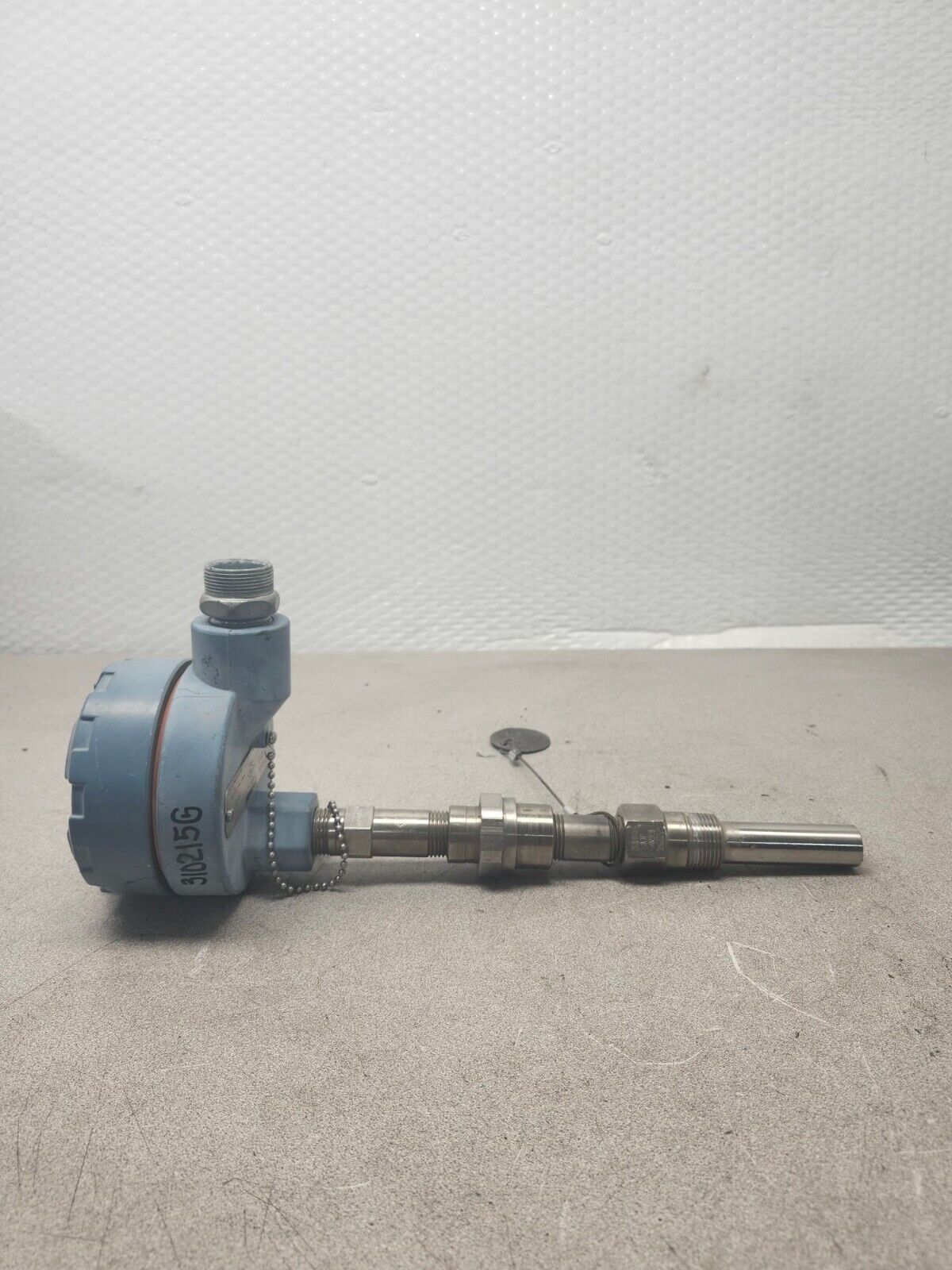 USED ROSEMOUNT CONNECTION HEAD 0007903250004 WITH ROSEMOUNT THERMOWELL