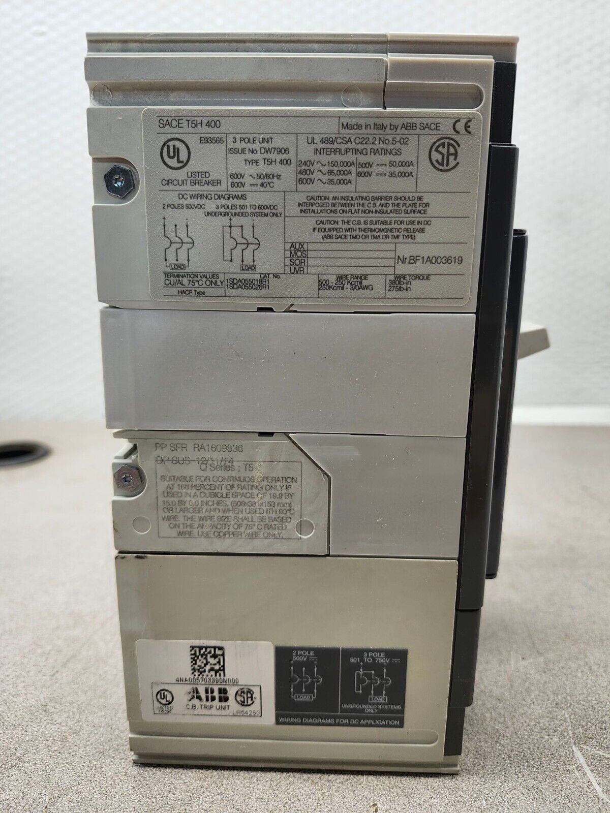 NEW IN BOX ABB SACE TMAX BREAKER SACET5H400