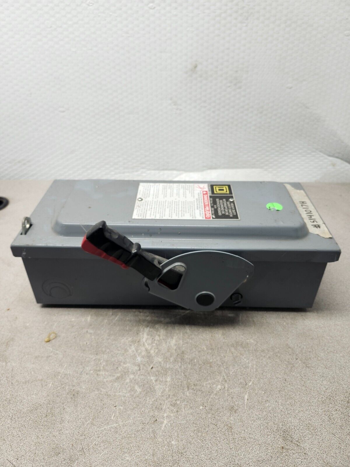 USED Square D Safety Switch 30A 240V H221N