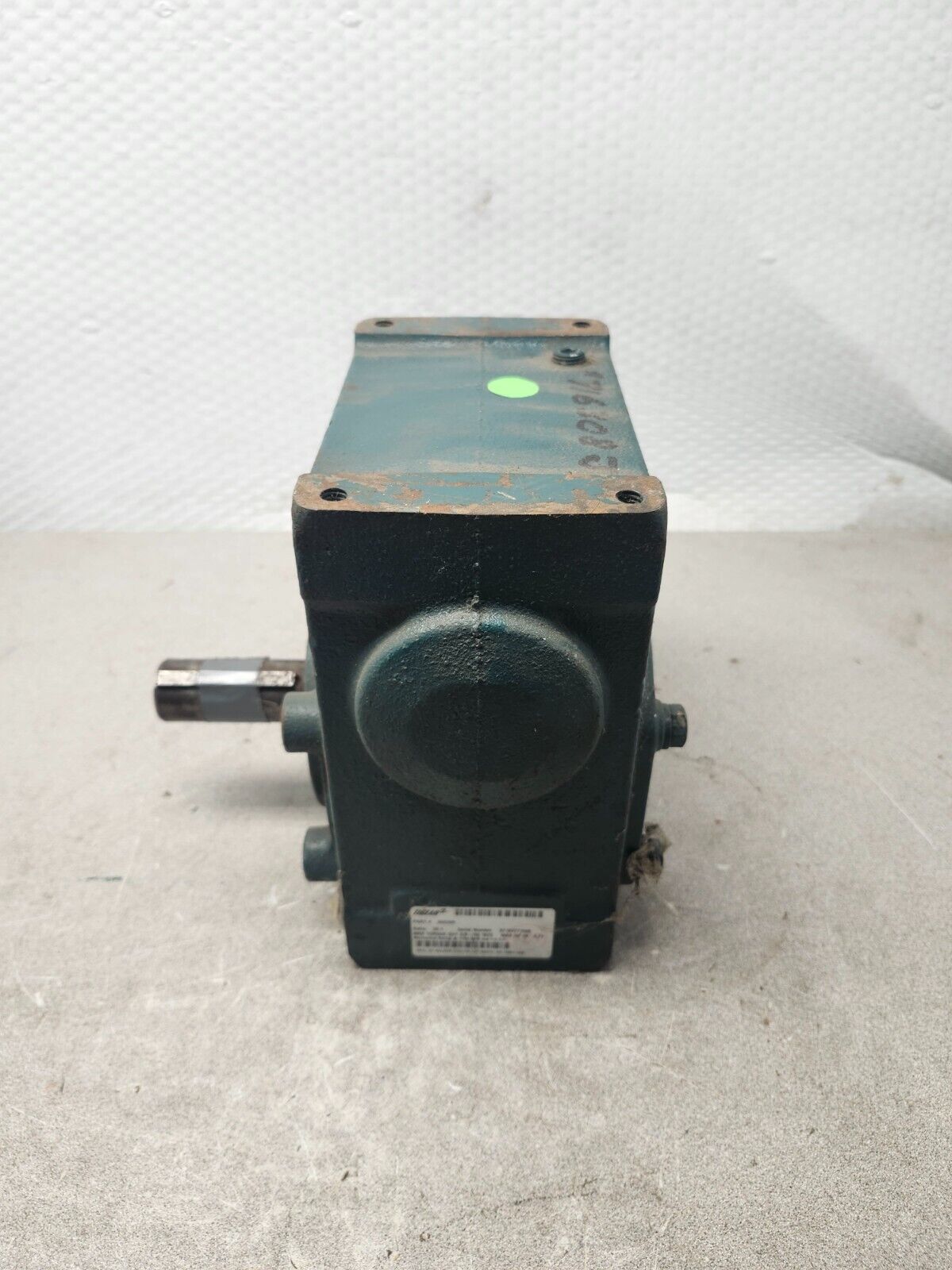 USED TIGER GEAR REDUCER RATIO 20:1 1750 RPM 26S20R