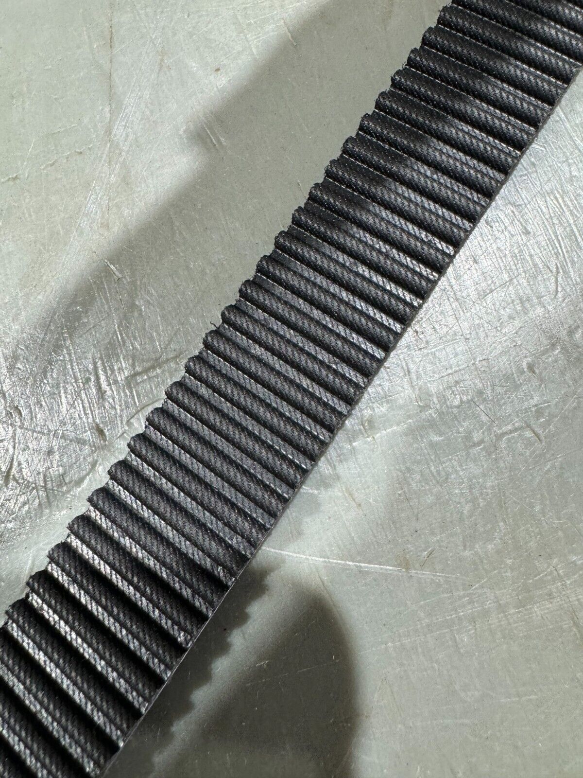 FACTORY NEW GOODYEAR SYNCHRONOUS Sync HTD TIMING BELT 1050-5M-25