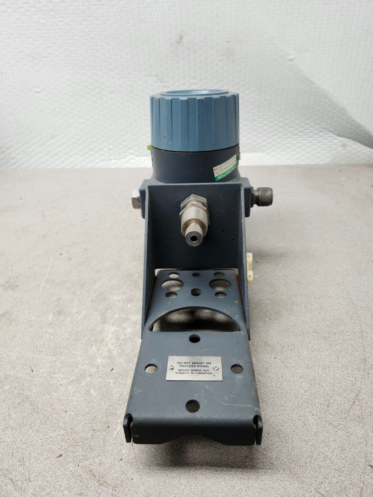 USED FOXBORO VORTEX FLOWMETER MODEL E83 L-01S10SIR-AJ