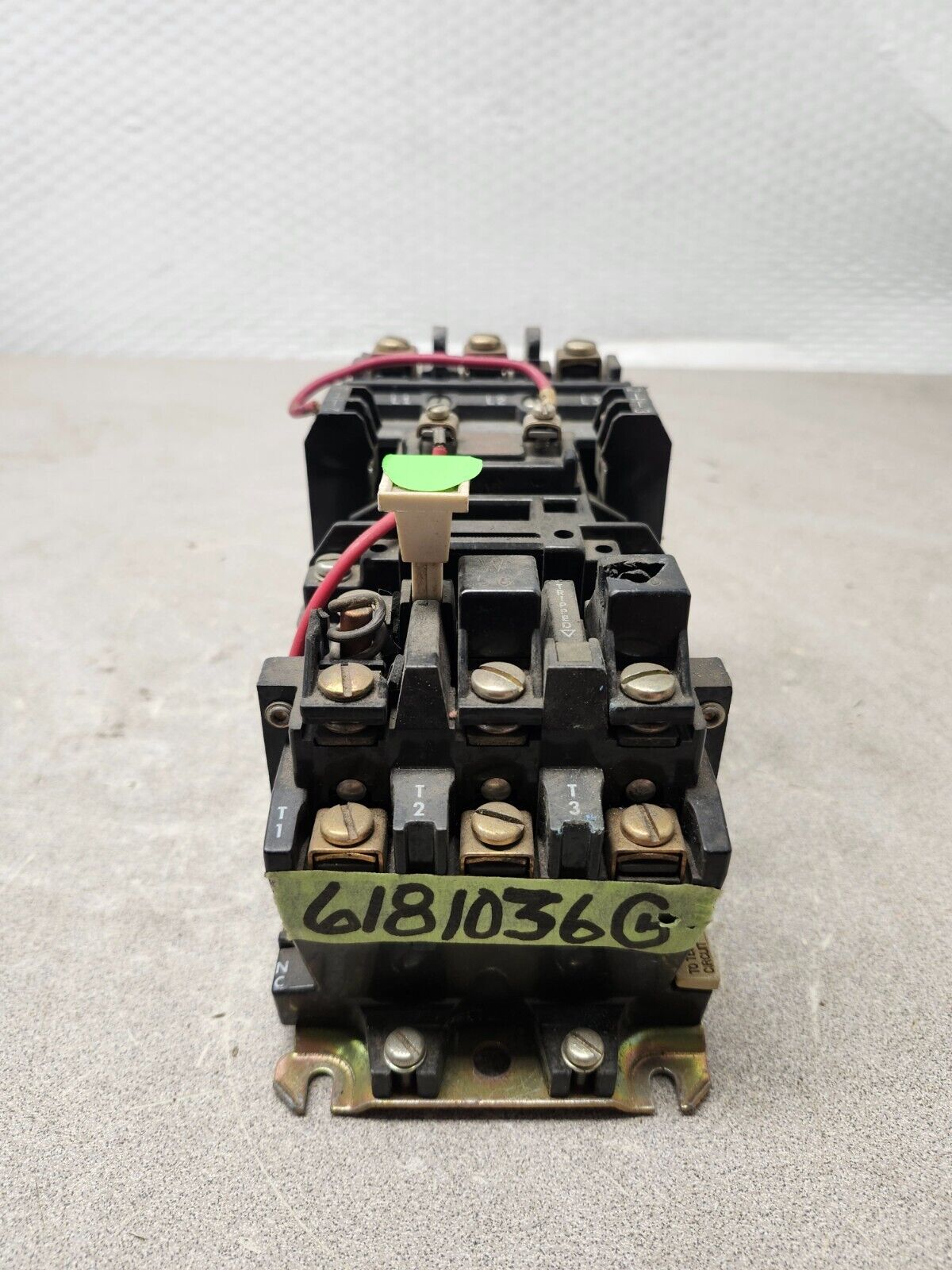 USED ALLEN BRADLY 3 Pole starter 27 Amps, 600VAC, 508-BOD SER B