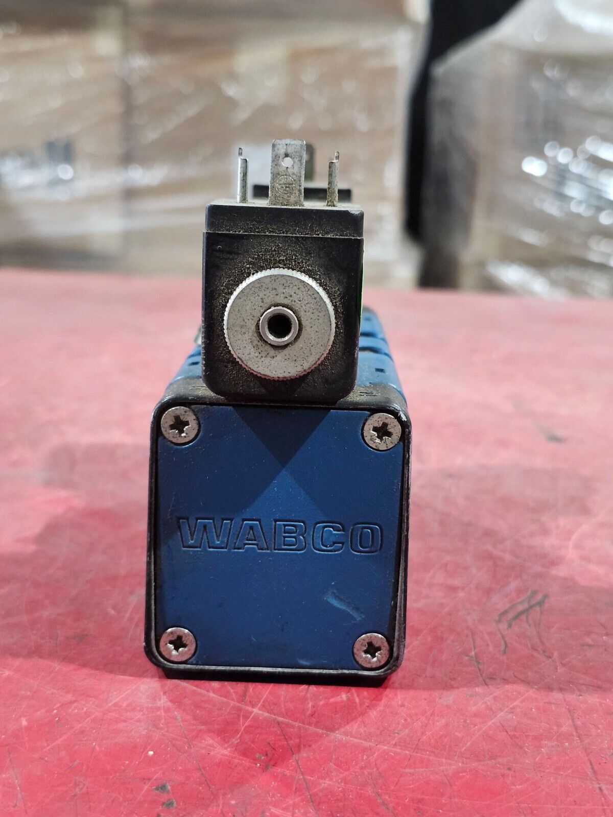 USED WABCO PNEUMATIC VALVE CS20062-2424 WITH SOLENOIDS